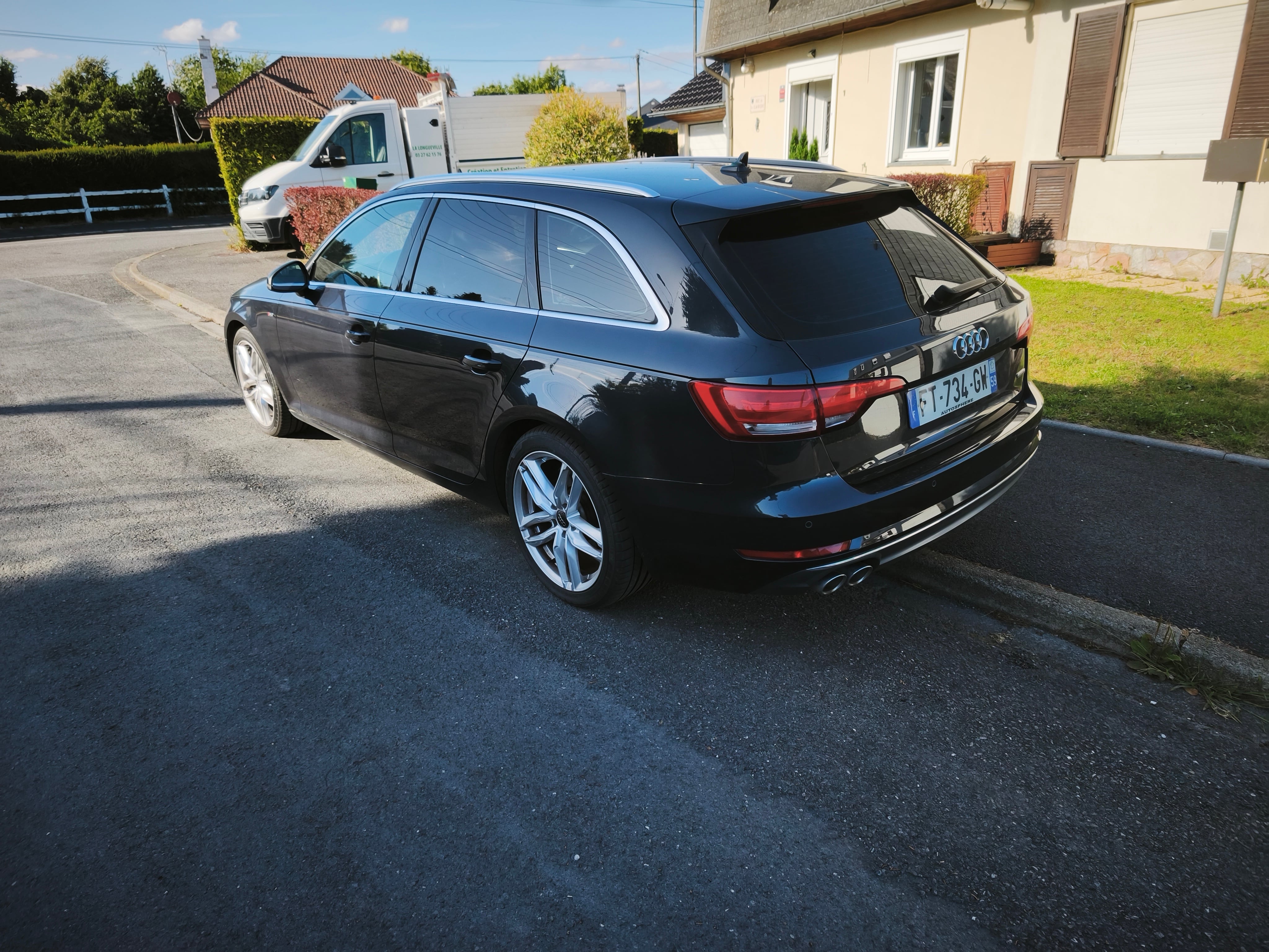 Audi A4 2.0T Quattro avec GPS