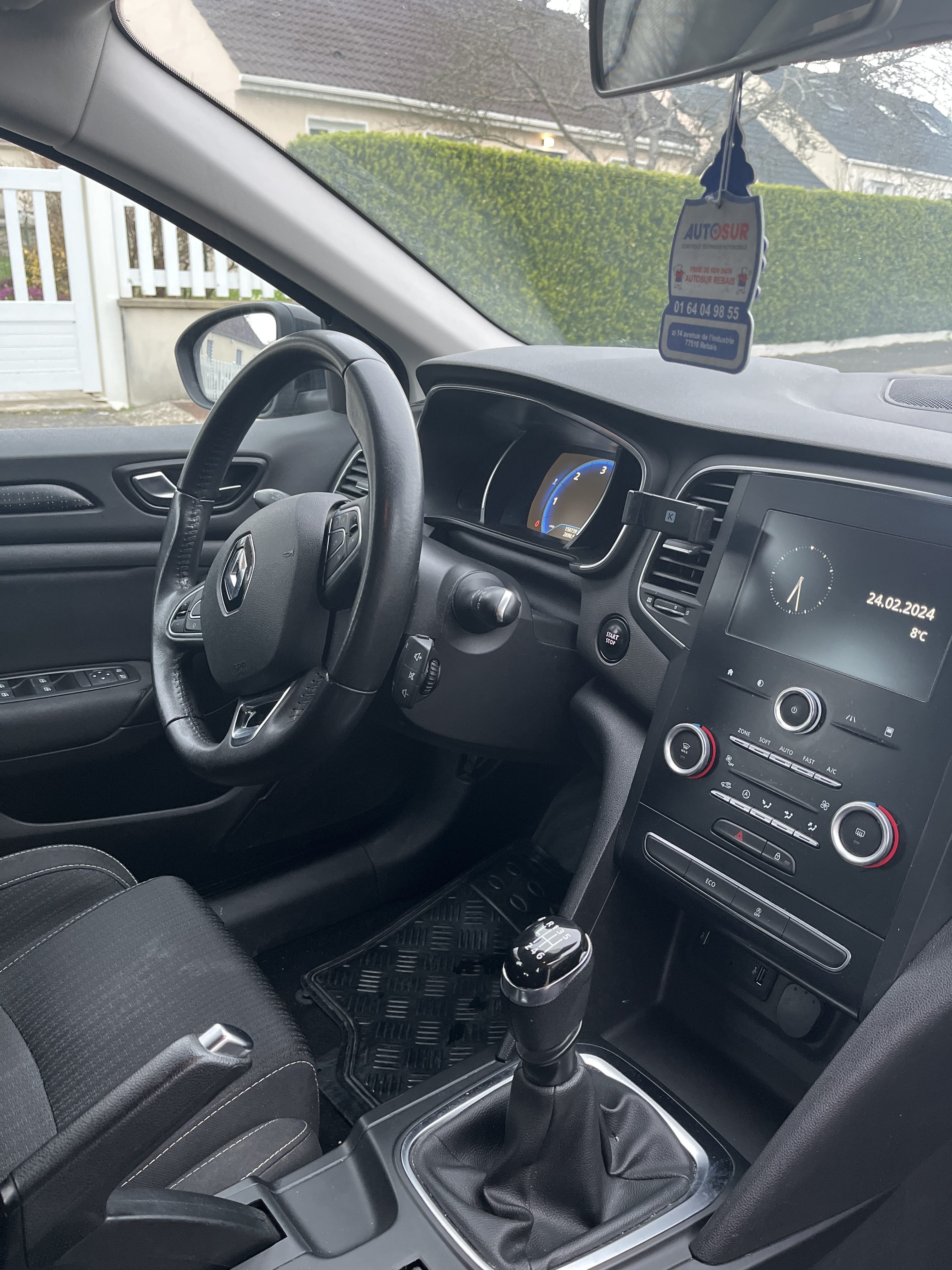 Renault Mégane avec Siège bébé