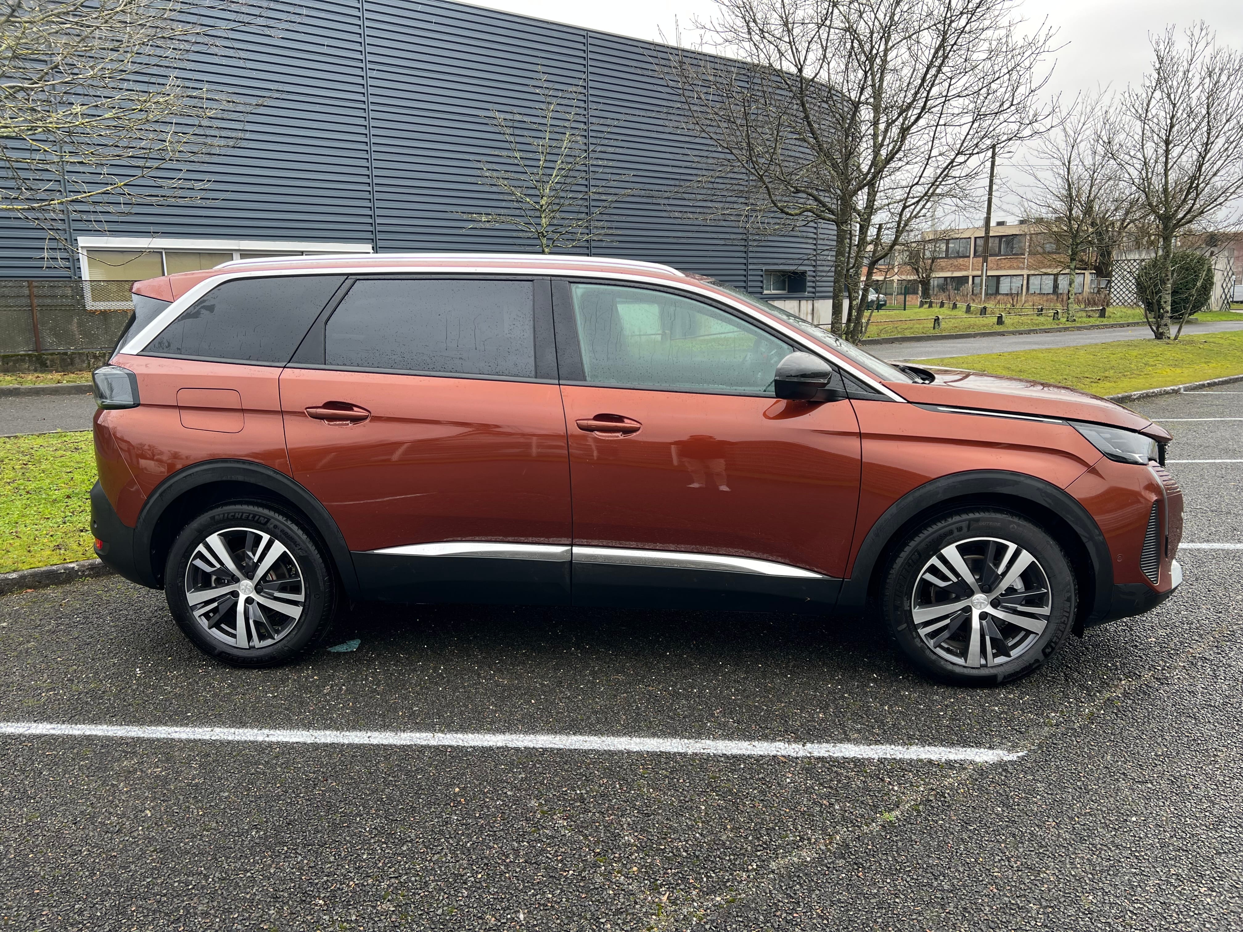 Peugeot 5008 avec Climatisation