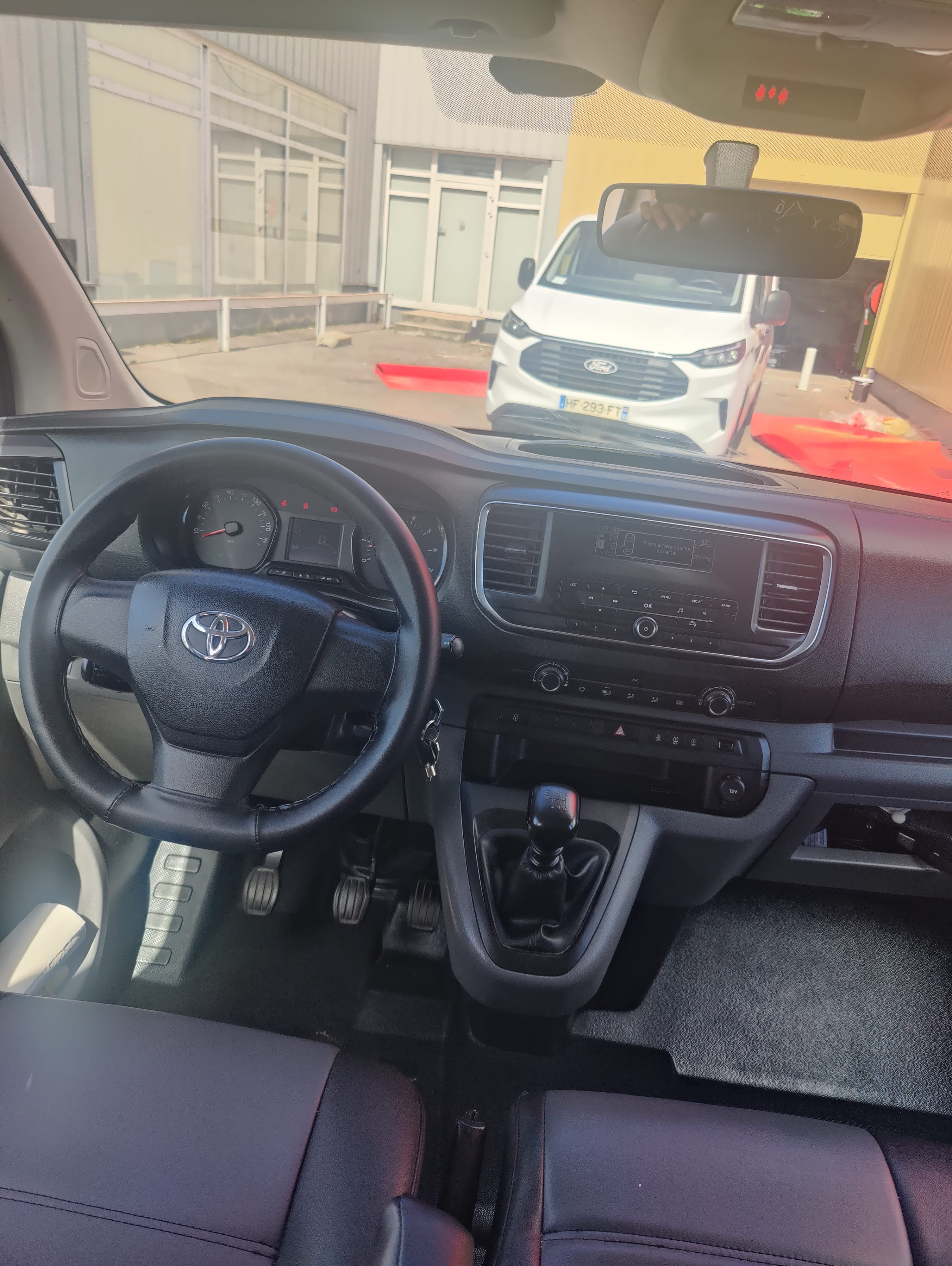 Toyota Proace Verso avec Quatre roues motrices