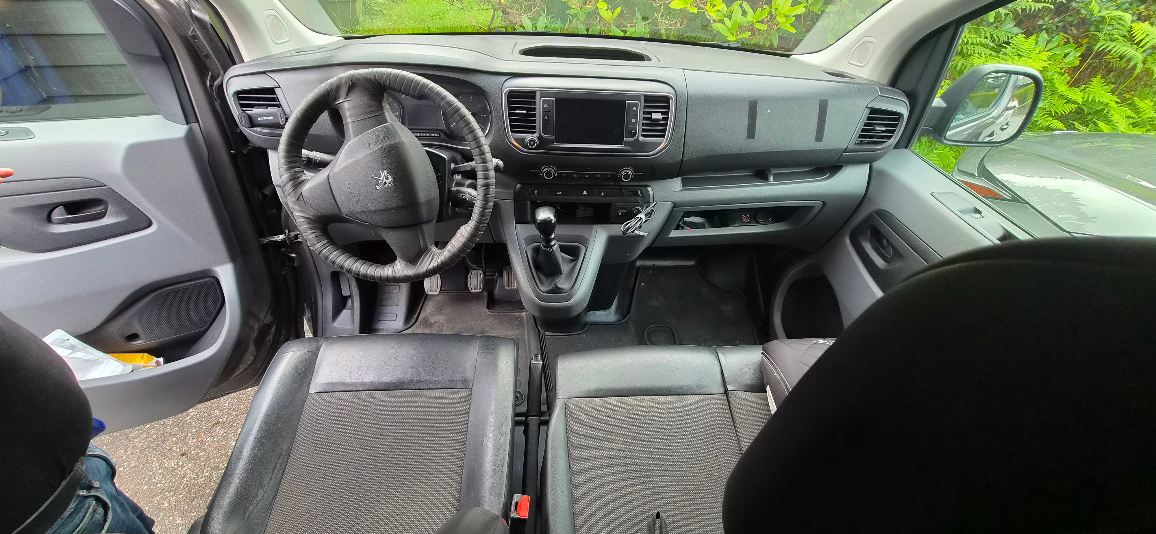 Peugeot Expert med Ryggekamera