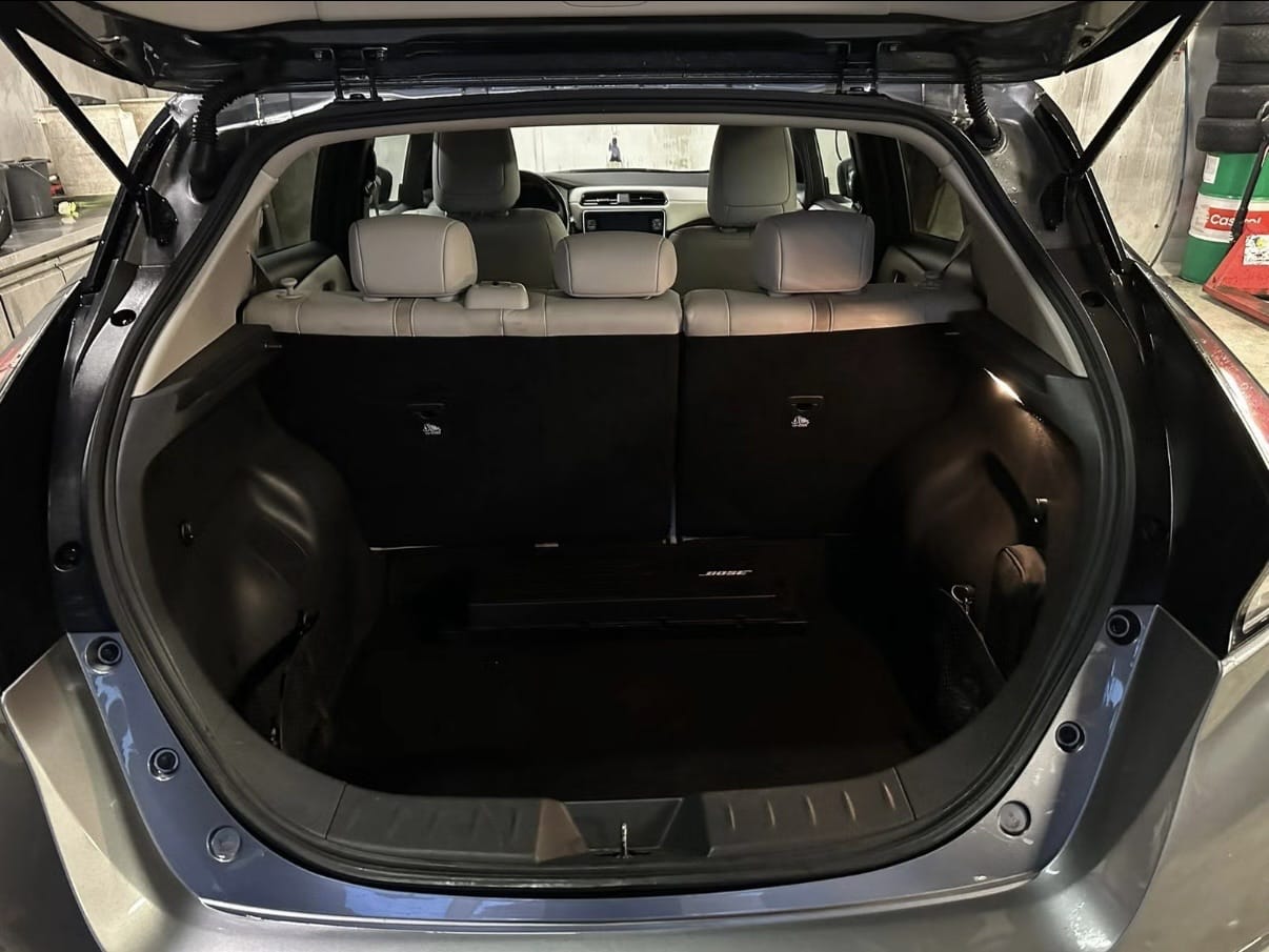 Nissan Leaf with Apple CarPlay