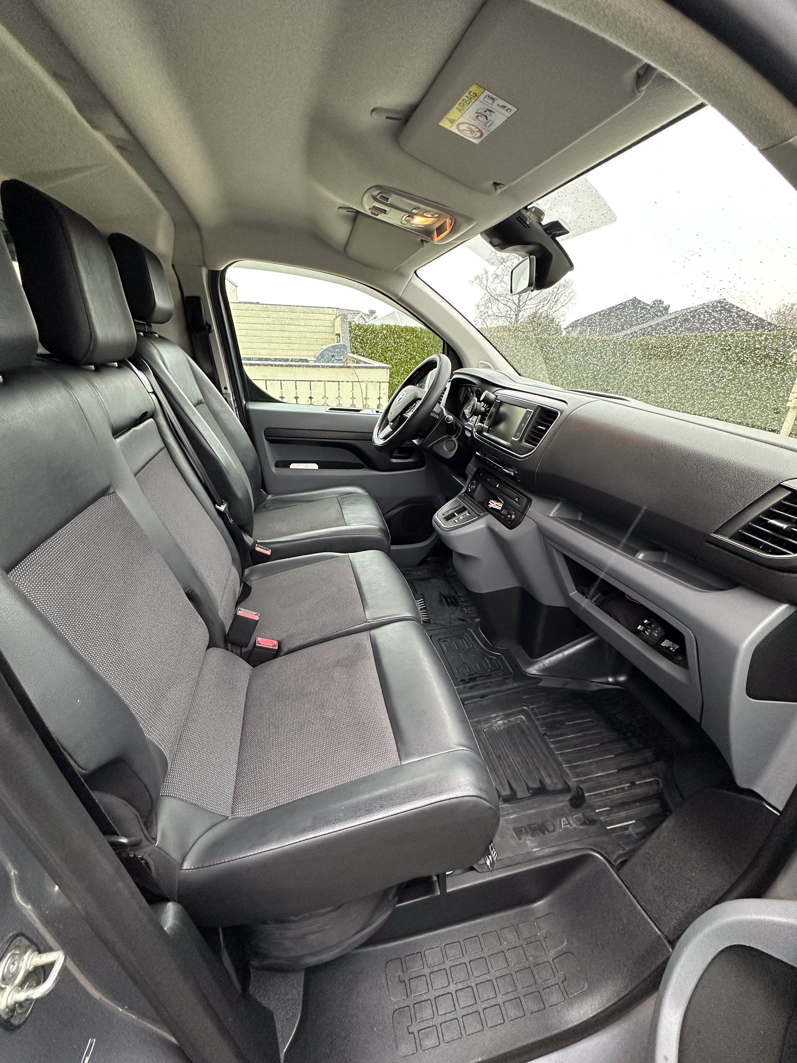 Toyota Proace Varebil med Bluetooth audio