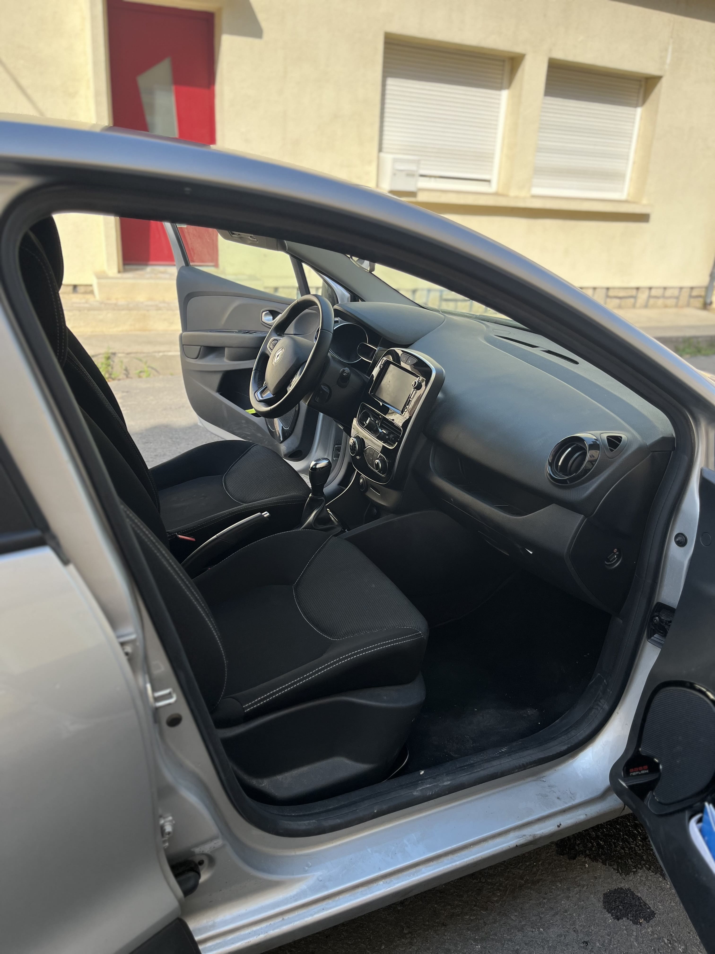 Renault Clio avec Régulateur de vitesse