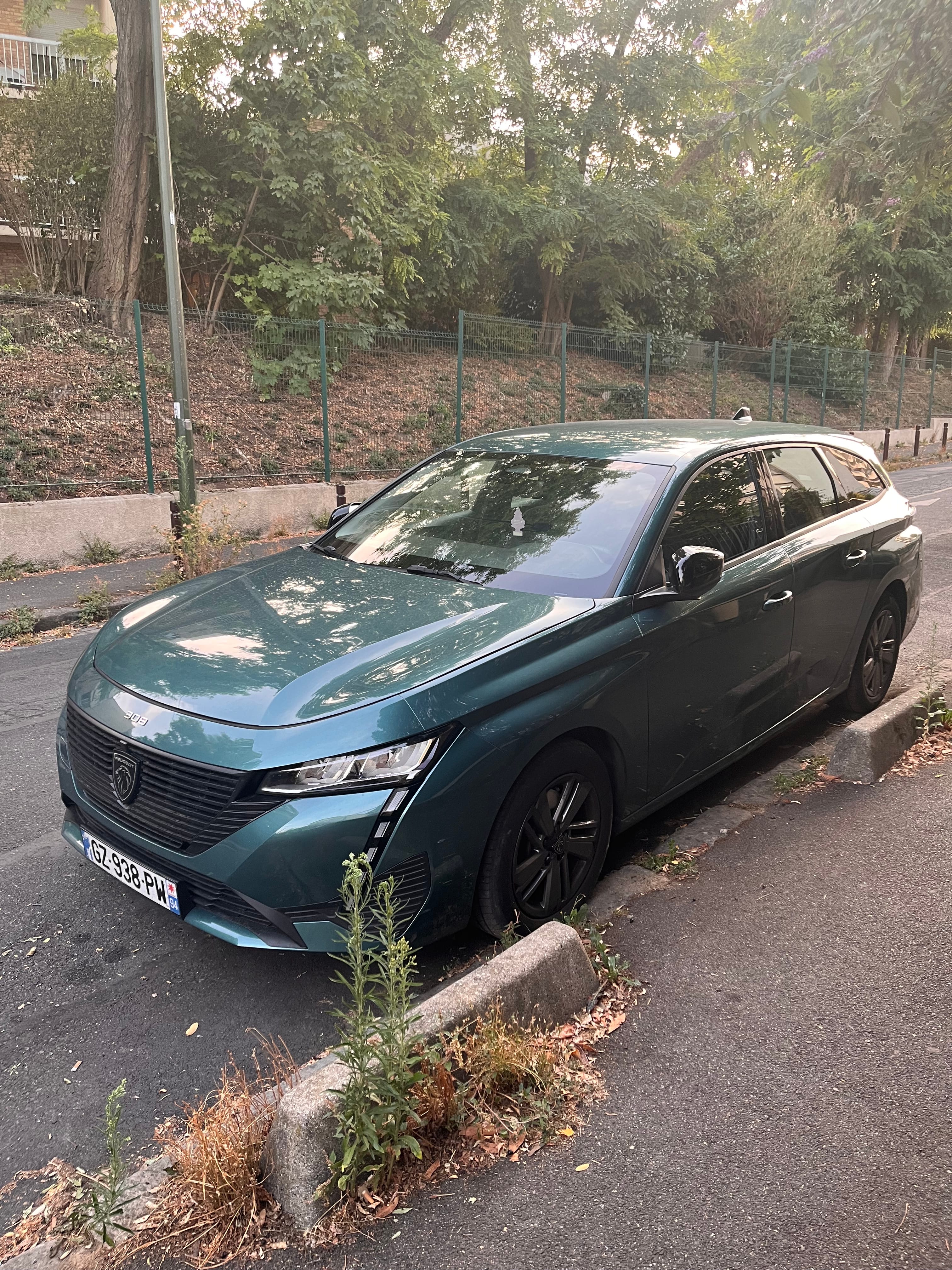 Peugeot 308 SW, 2023, Essence 95