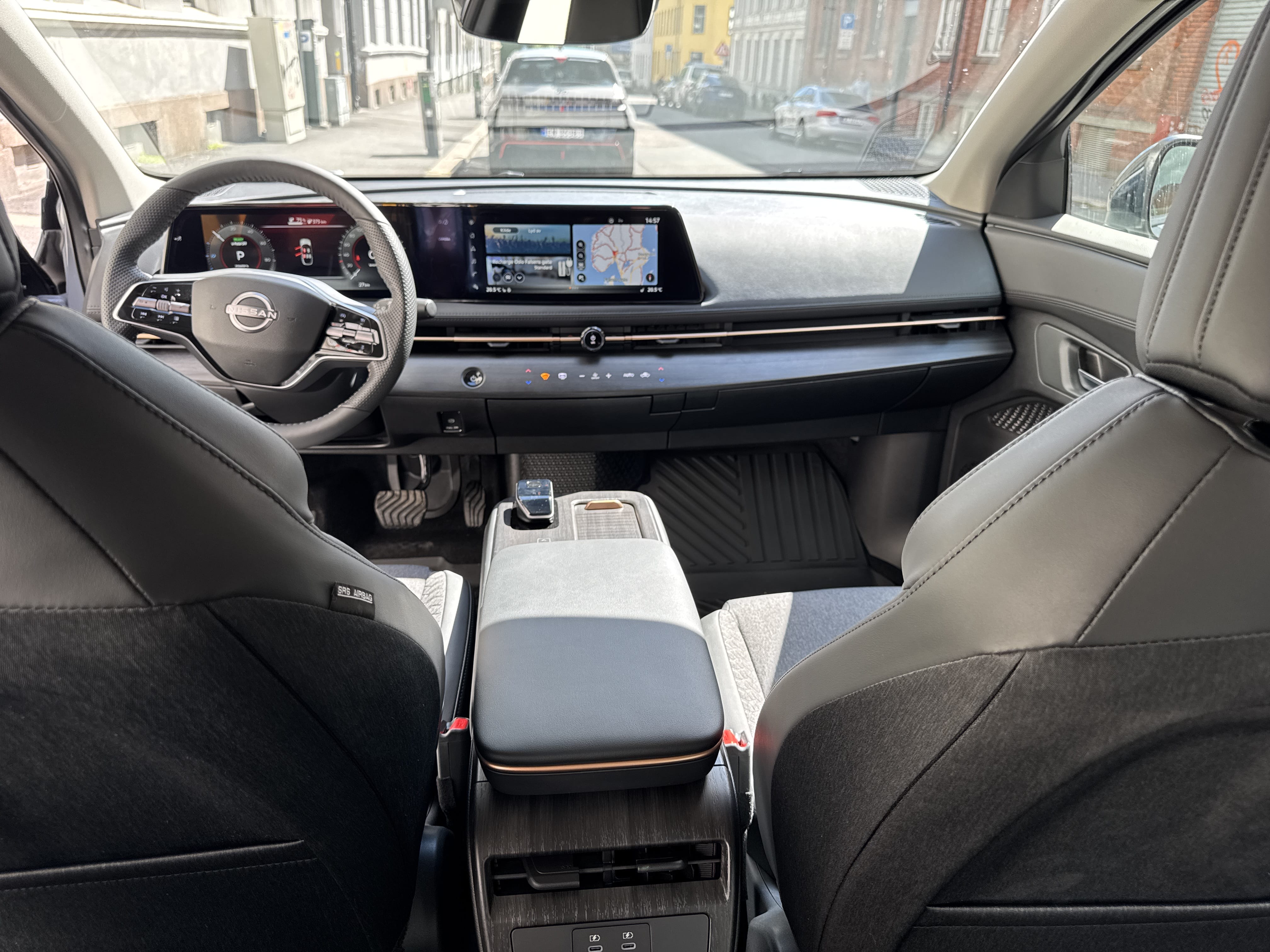 Nissan Ariya Engage med Bluetooth audio