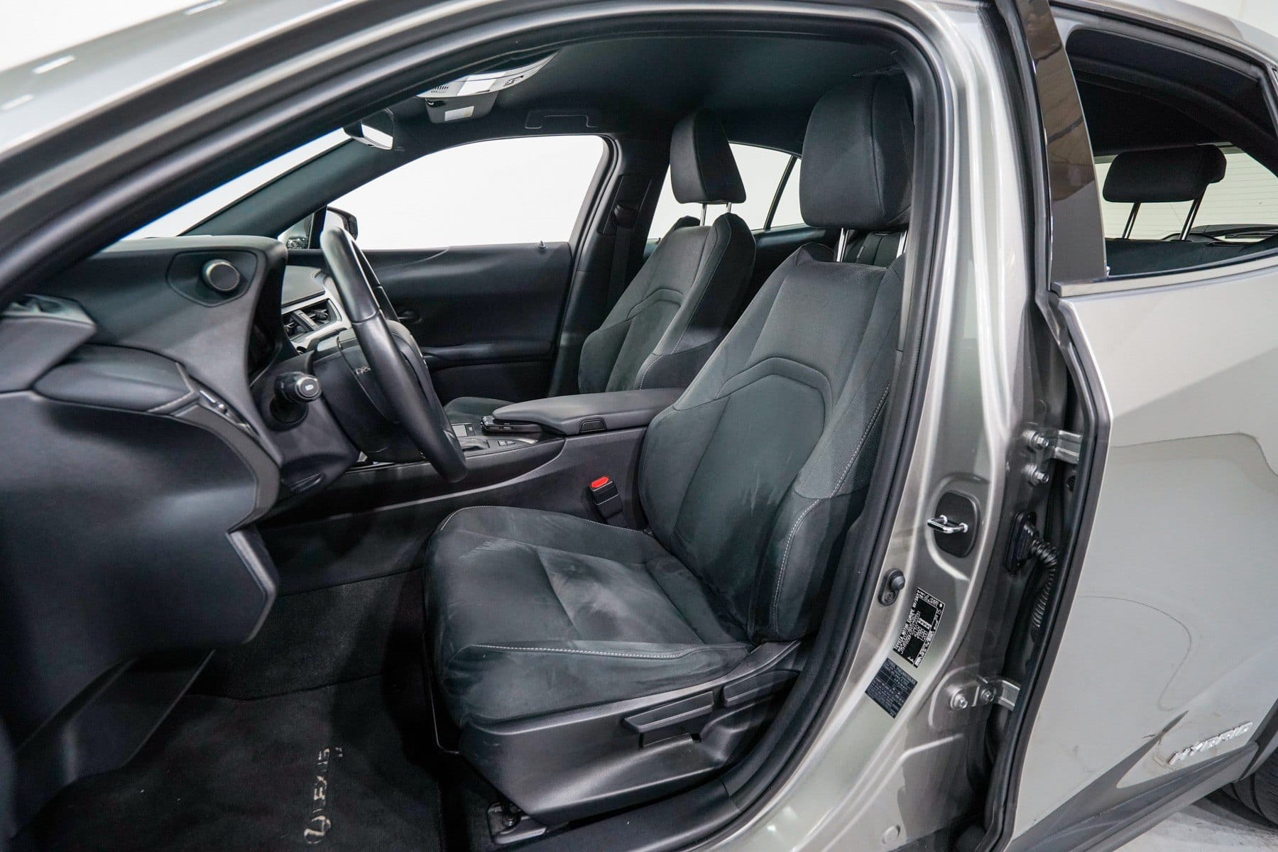 Lexus UX 250h