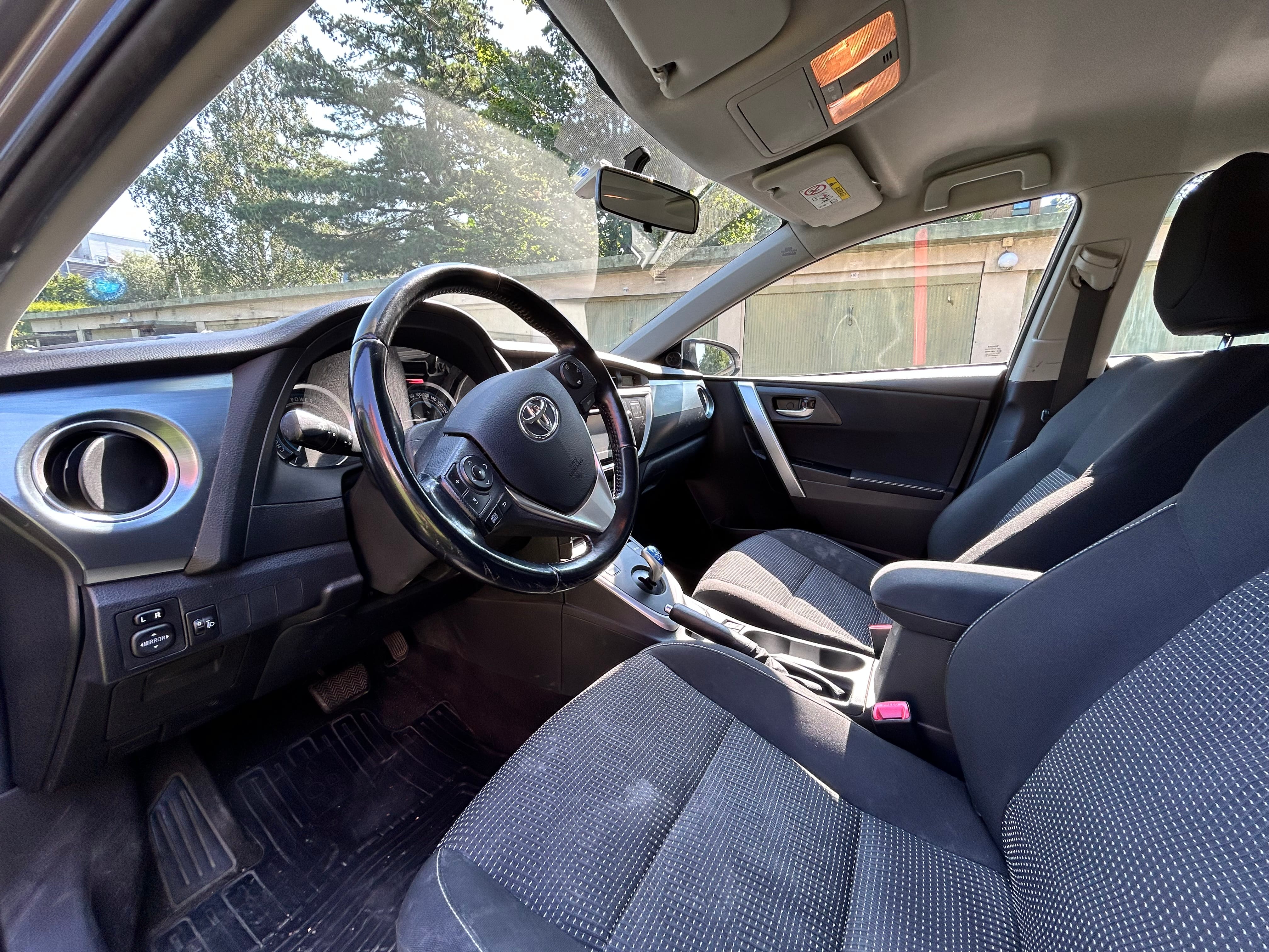 Toyota Auris Stasjonsvogn mit Tempomat