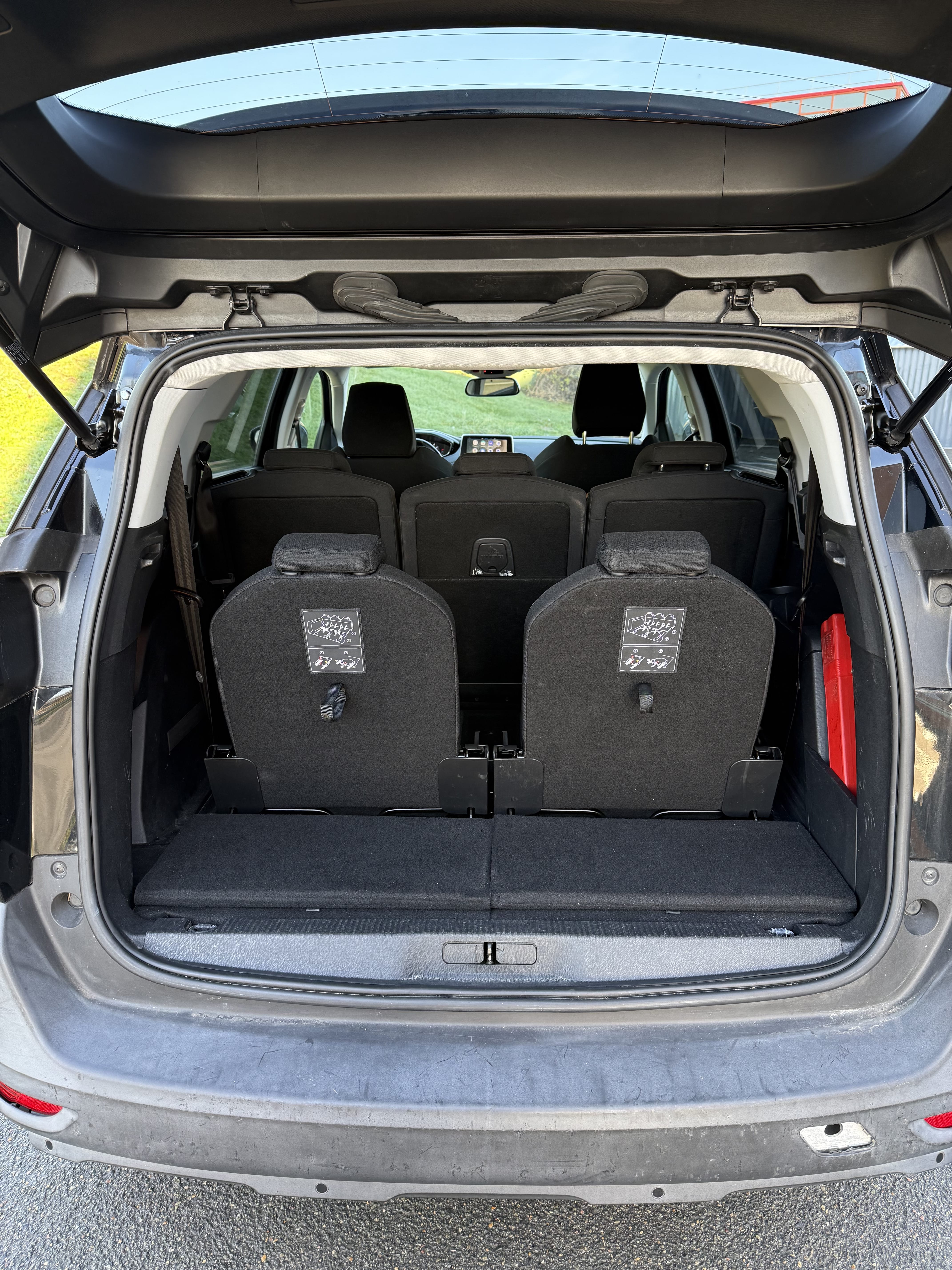 Peugeot 5008 - Boîte auto 7 places avec Android Auto