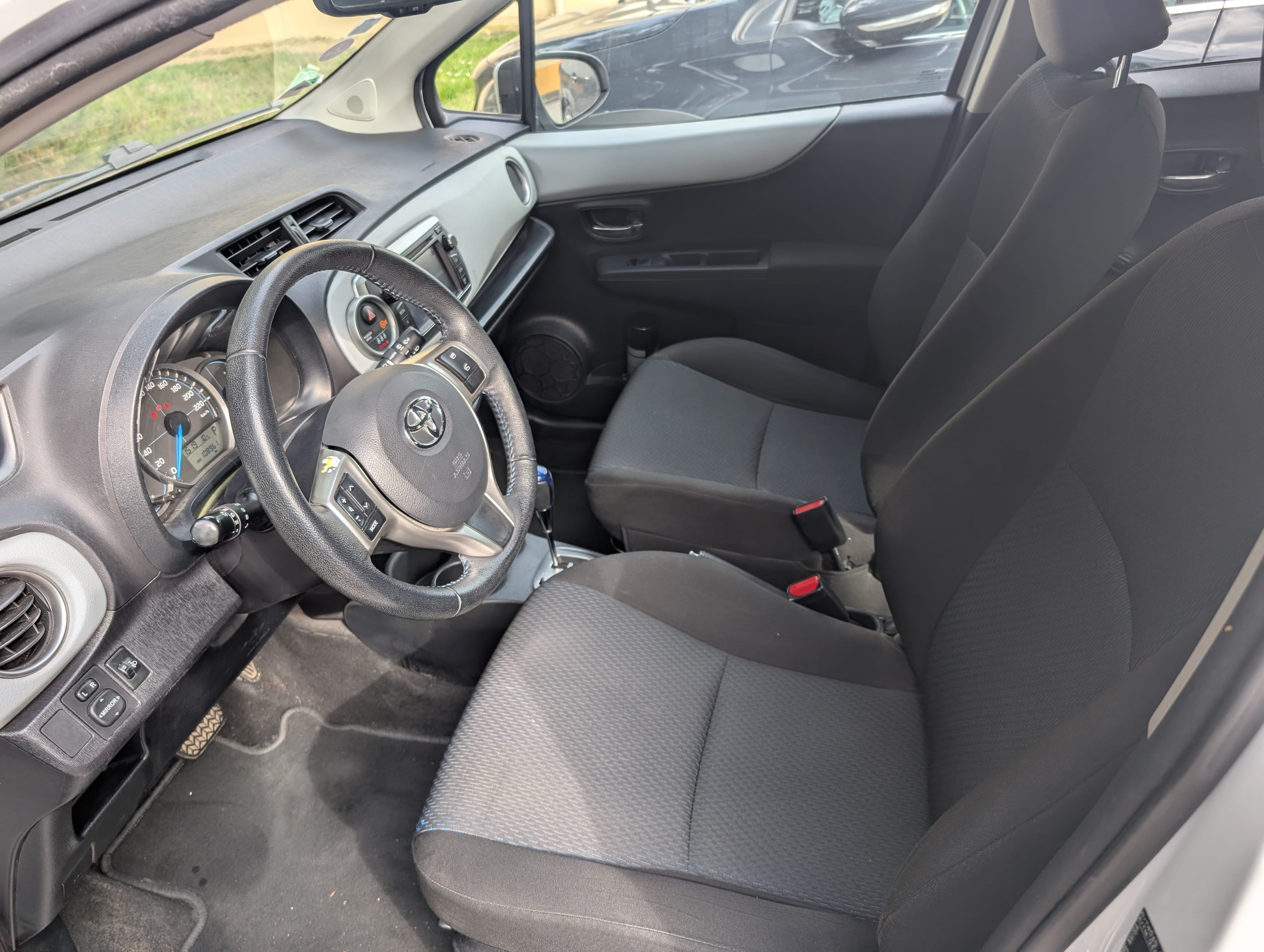 Toyota Yaris Hybride avec Entrée audio / iPod