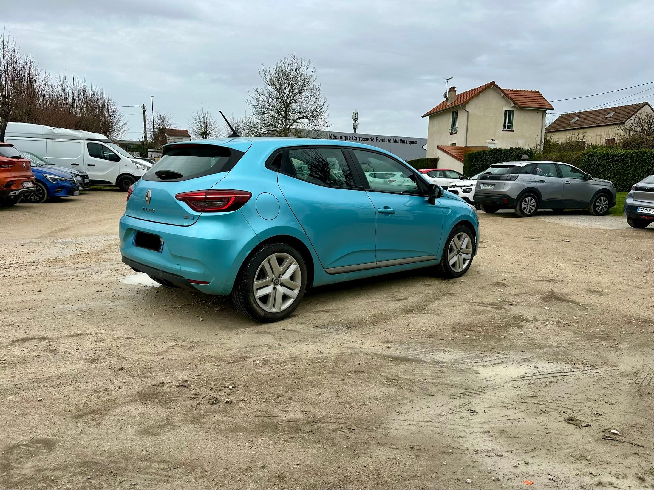 Renault Clio E-tech avec Audio Bluetooth