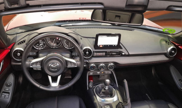 Mazda MX-5 Roadster con Control de velocidad
