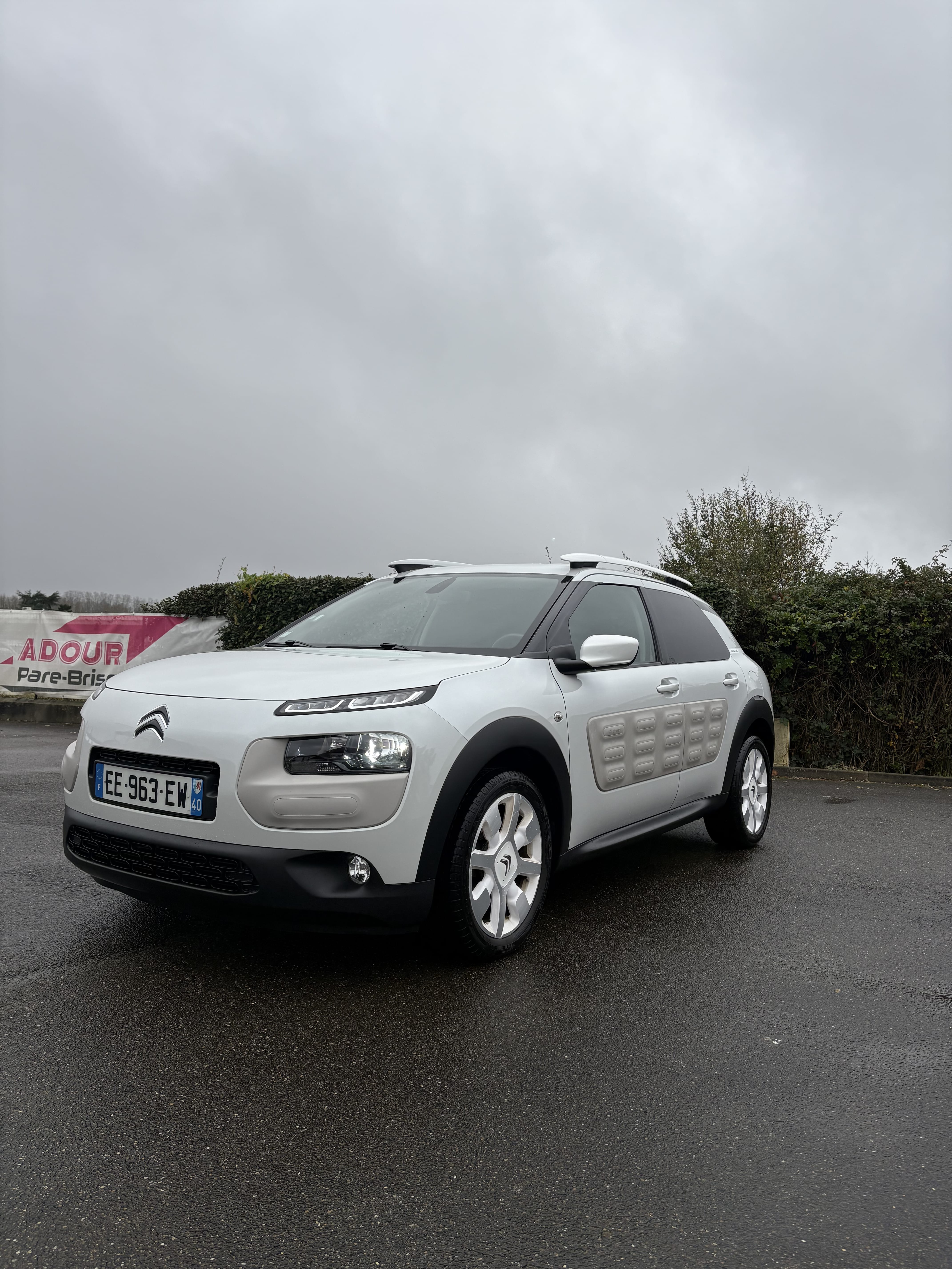 Citroen C4 Cactus avec Siège bébé