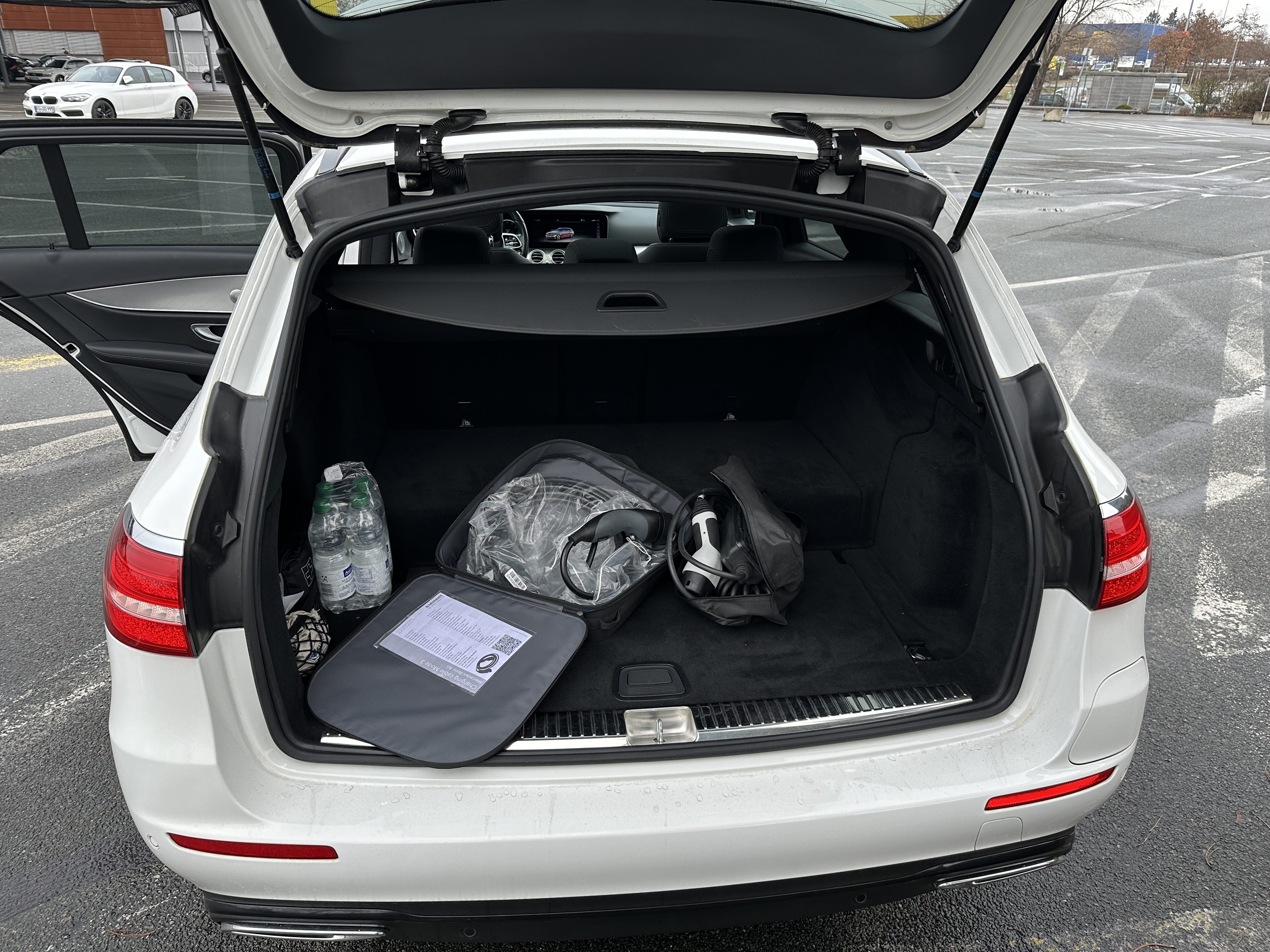Mercedes-Benz E-Klasse Hybrid mit Android Auto