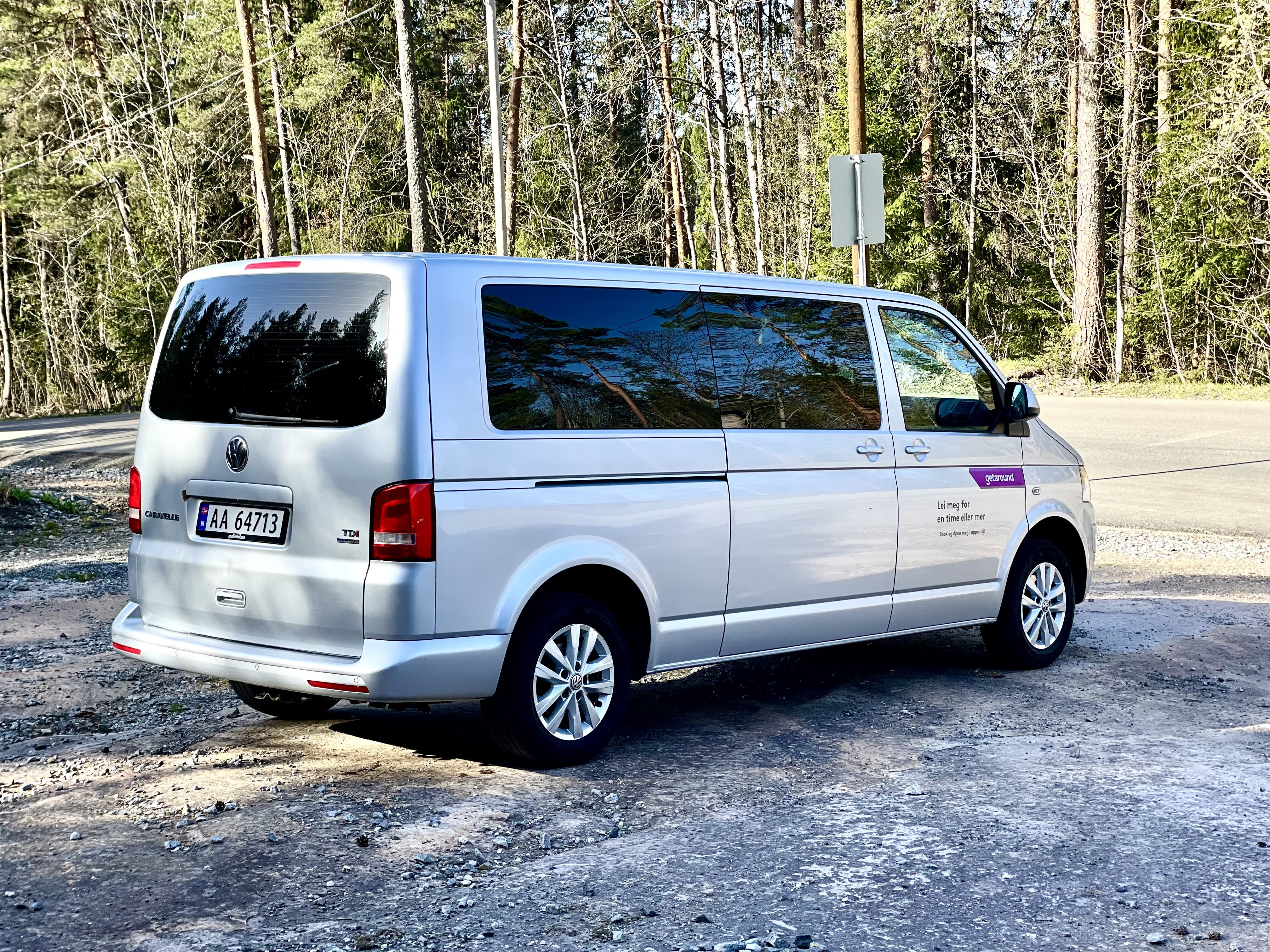 Volkswagen Caravelle 2.0 tdi with Cruise control