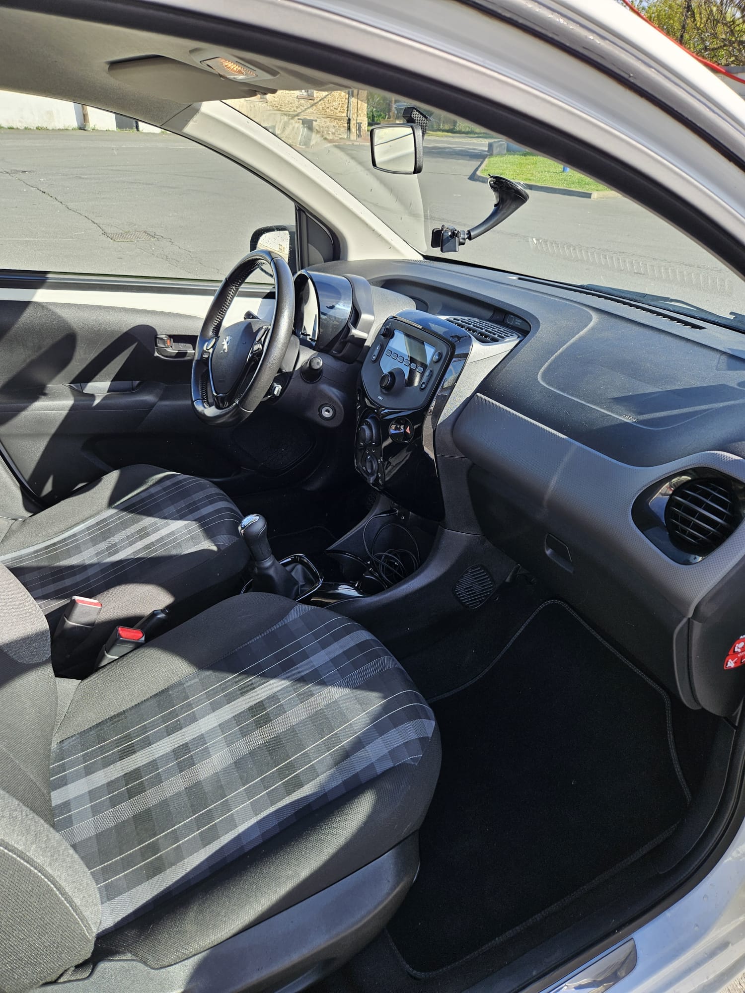 Peugeot 108 avec Port USB