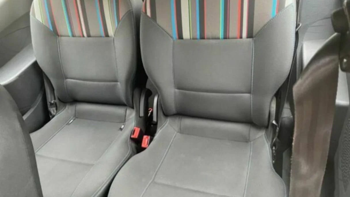 Renault Twingo - Ostkreuz con Neumáticos de invierno