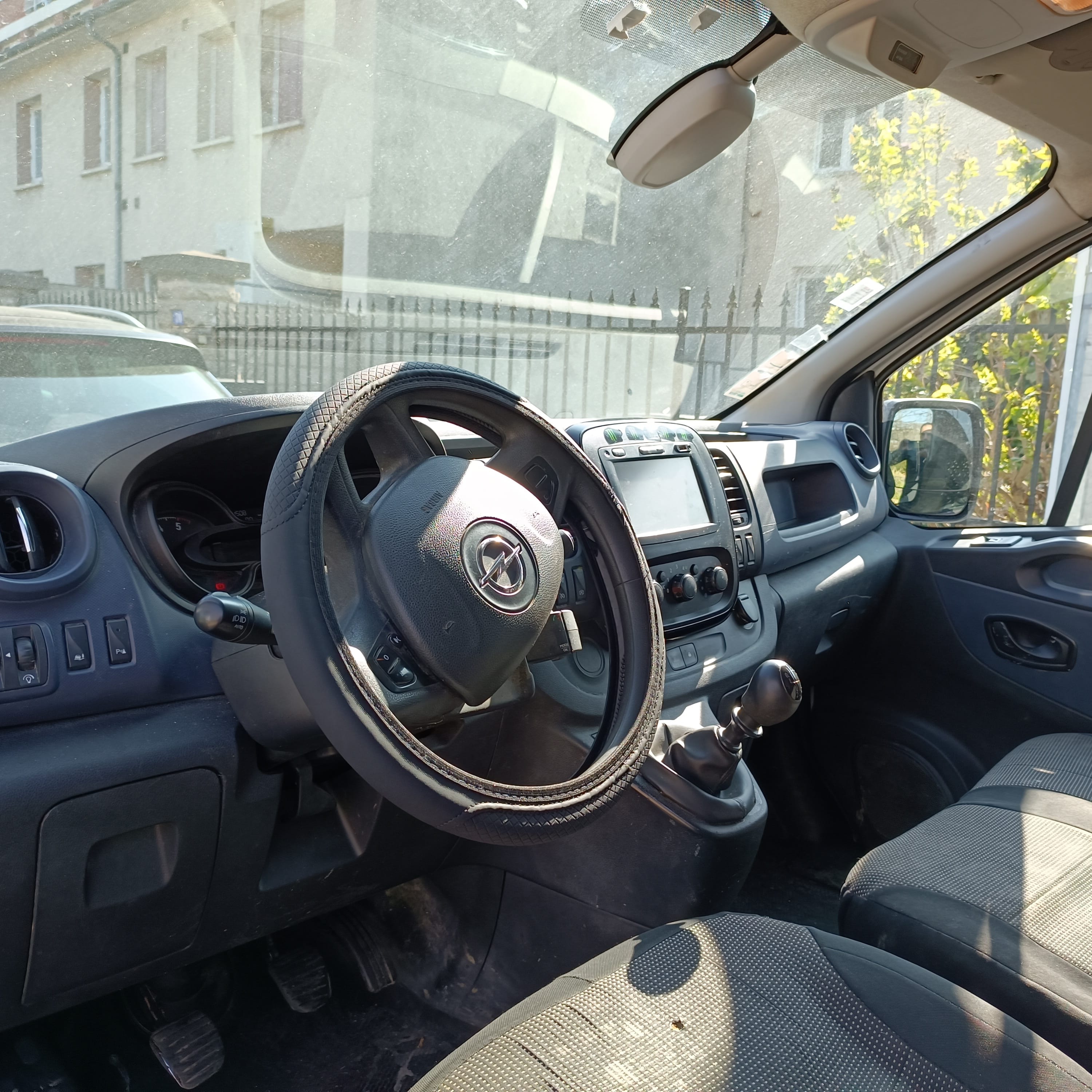 Opel Vivaro avec Audio Bluetooth