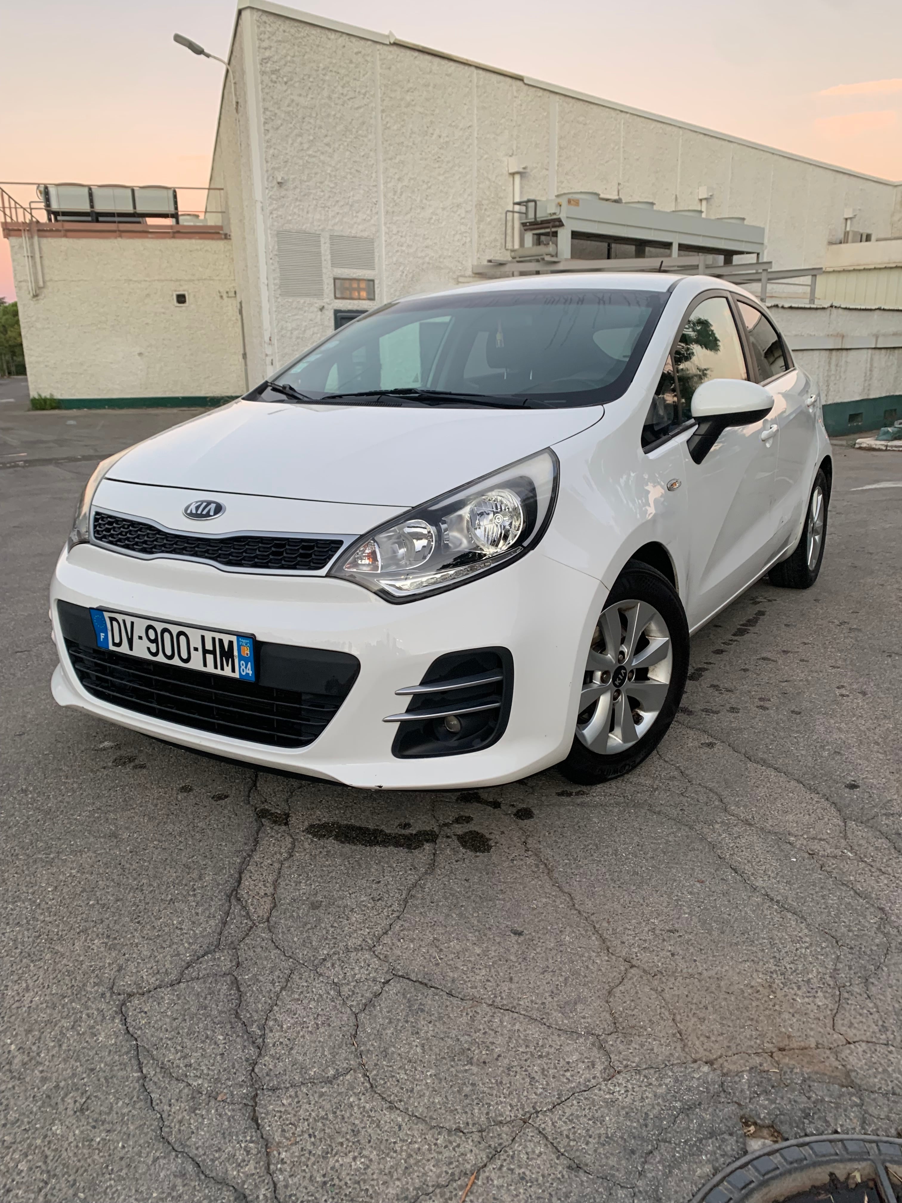 Kia Rio avec Climatisation