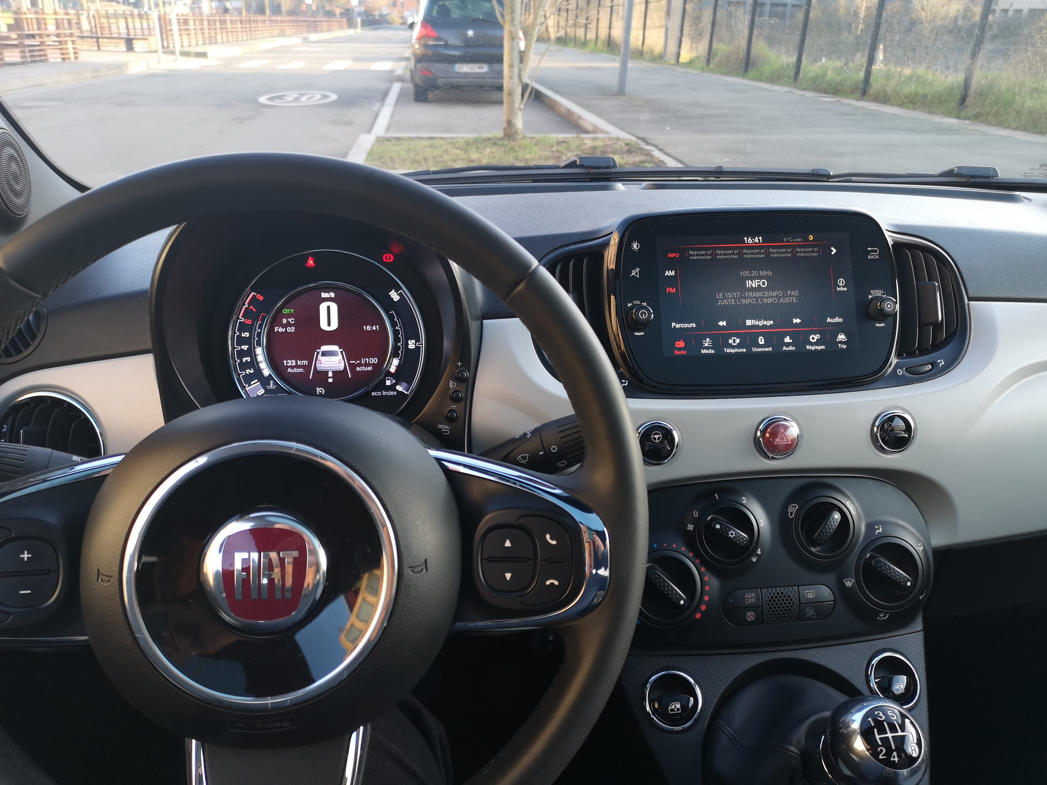 Fiat 500 Essence 69 ch avec Entrée audio / iPod