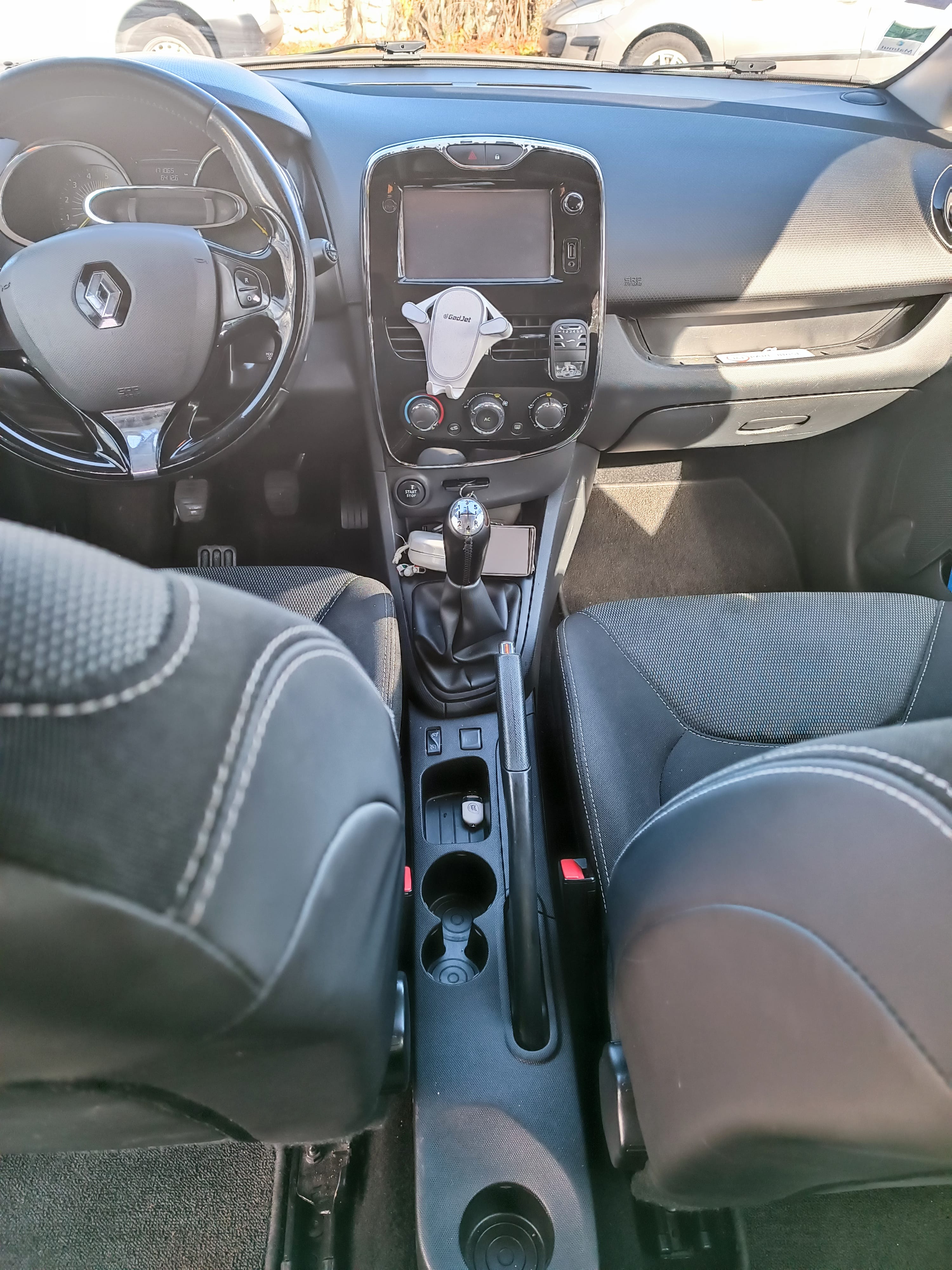 Renault Clio avec GPS