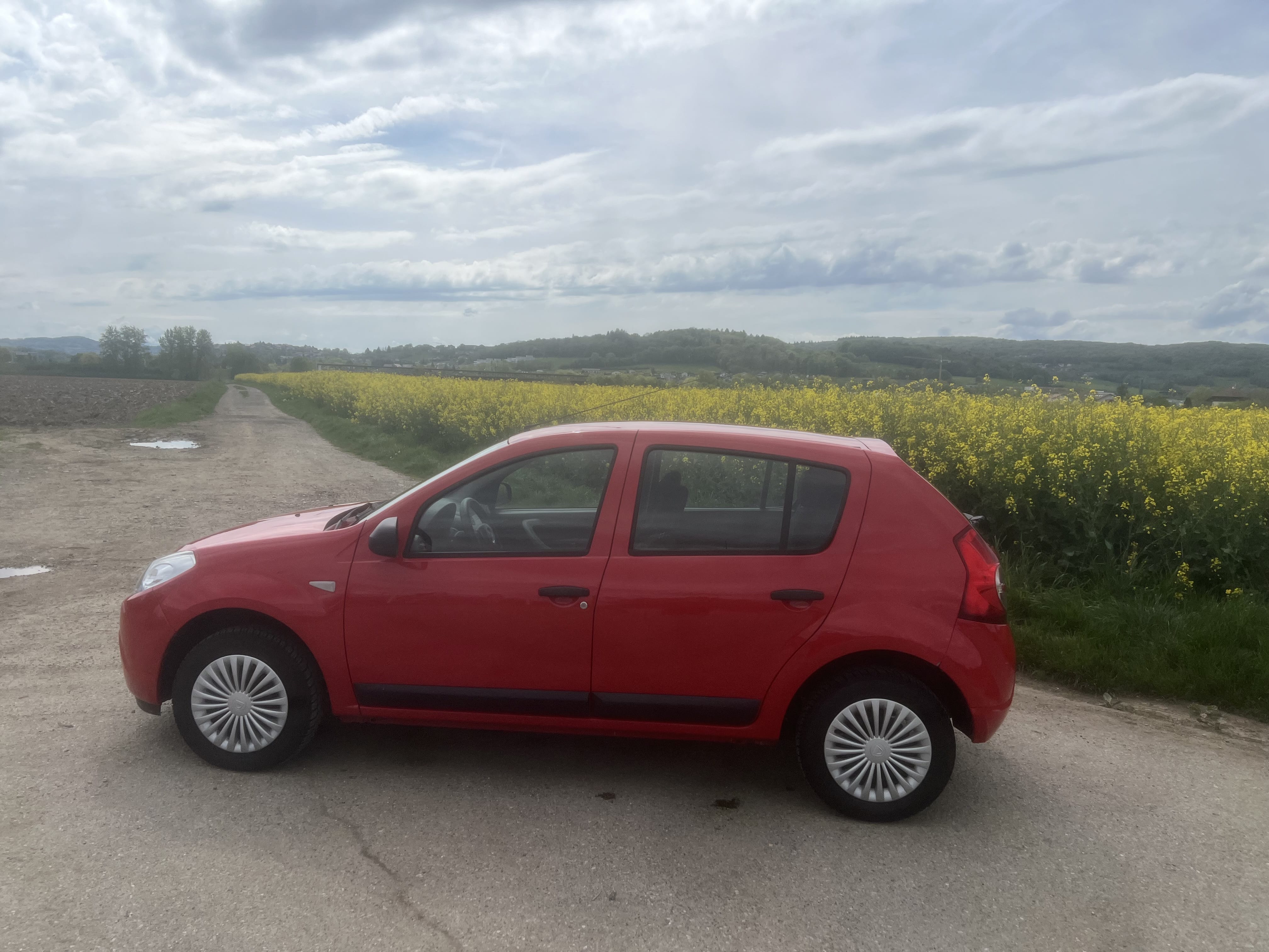 Dacia Sandero 1.2 avec Audio Bluetooth