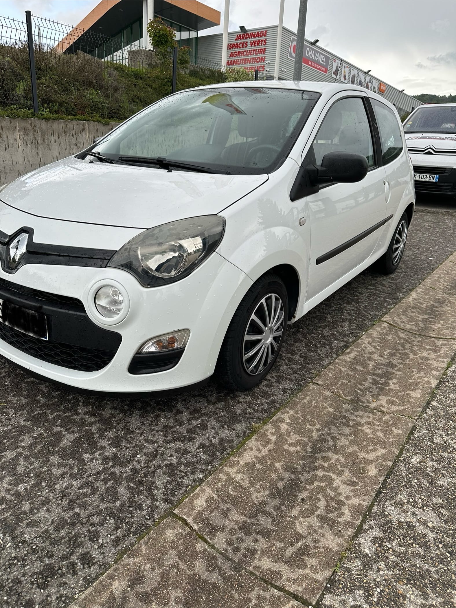 Renault Twingo II avec Chaines
