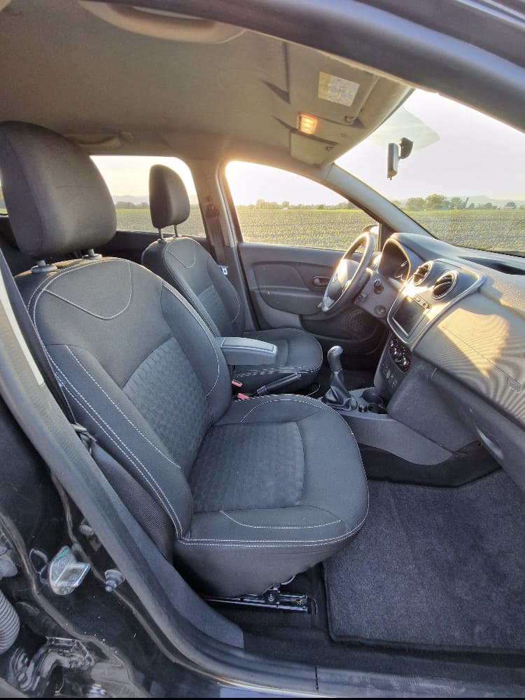 Dacia Logan MCV Essence avec GPS