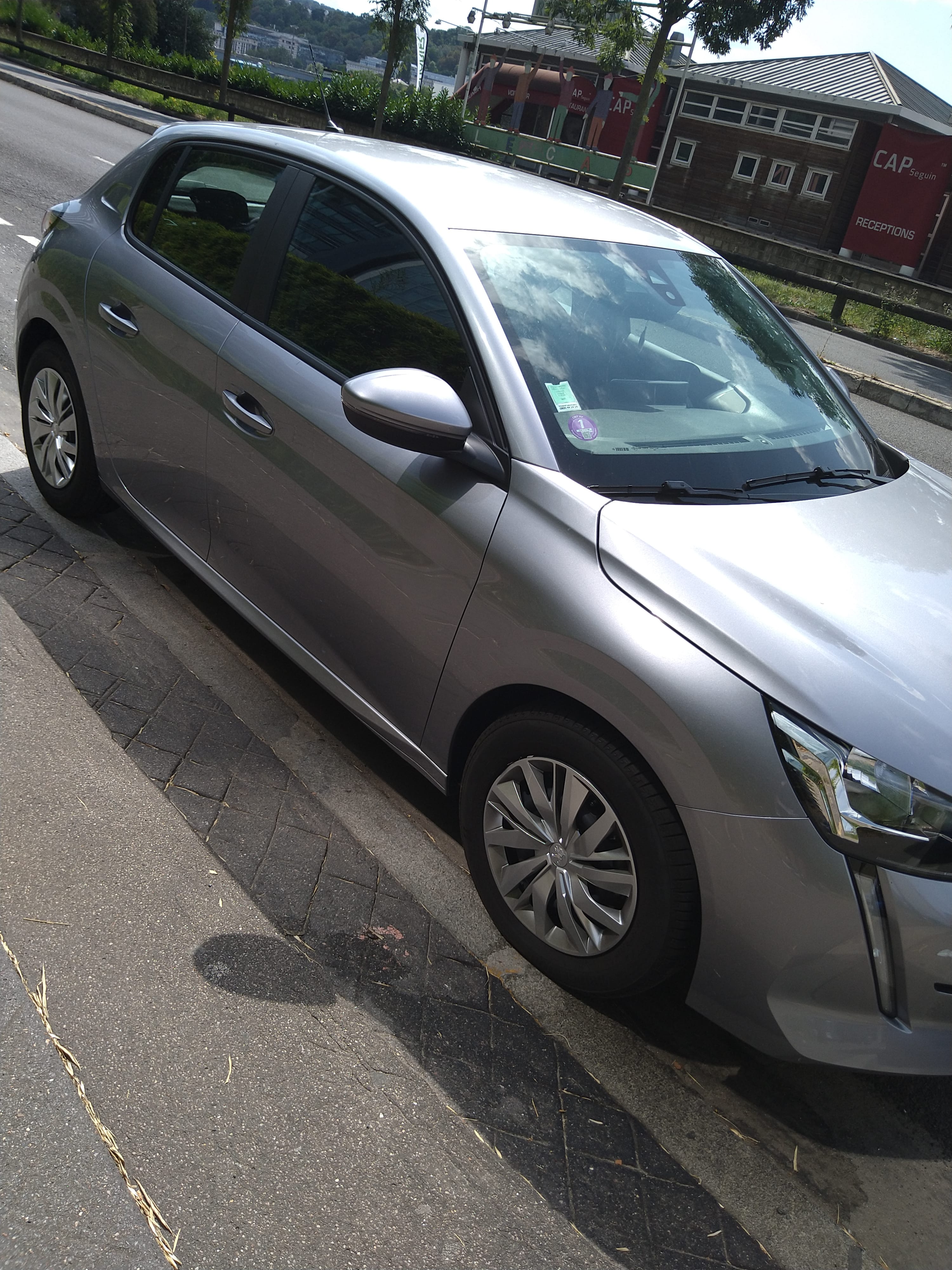 Peugeot 208 avec Régulateur de vitesse