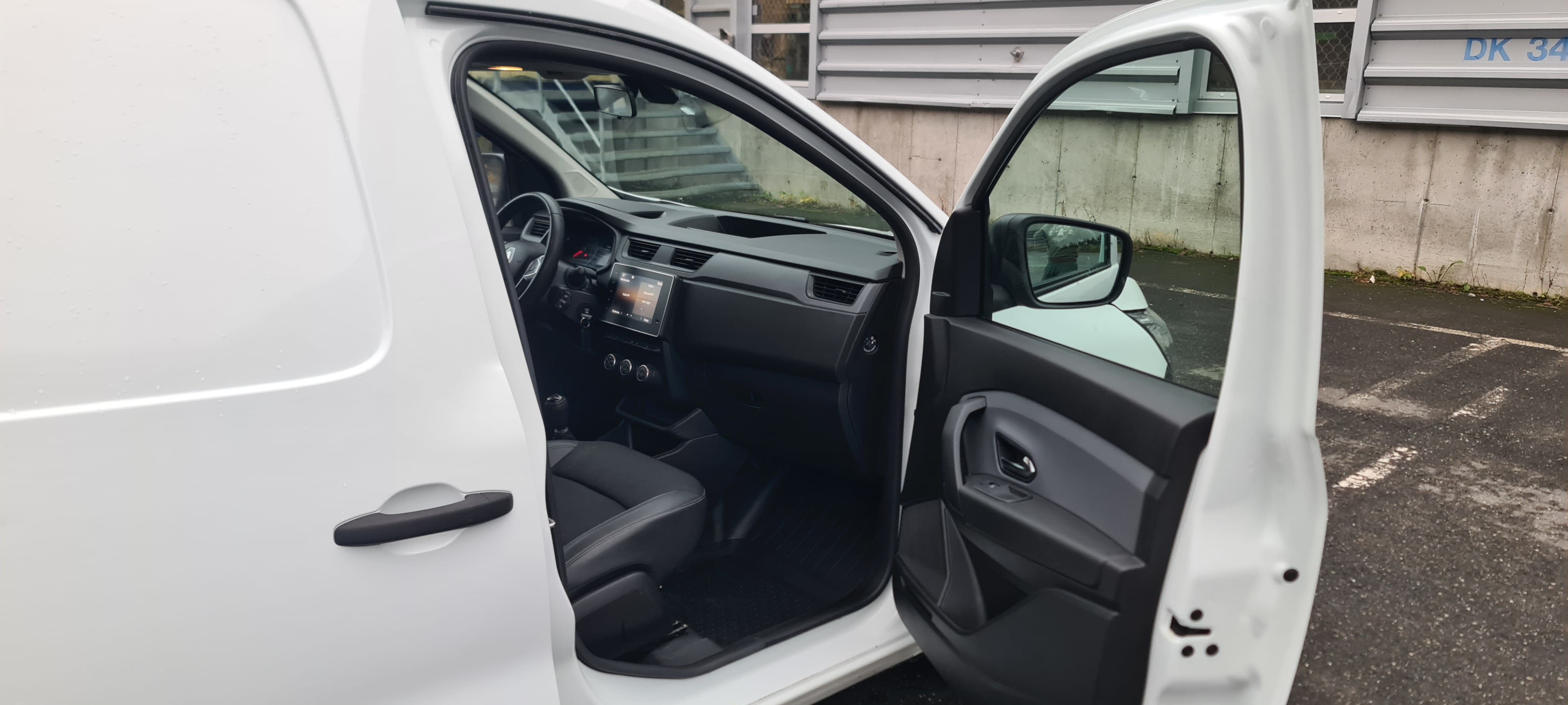 Renault Express med Bluetooth audio
