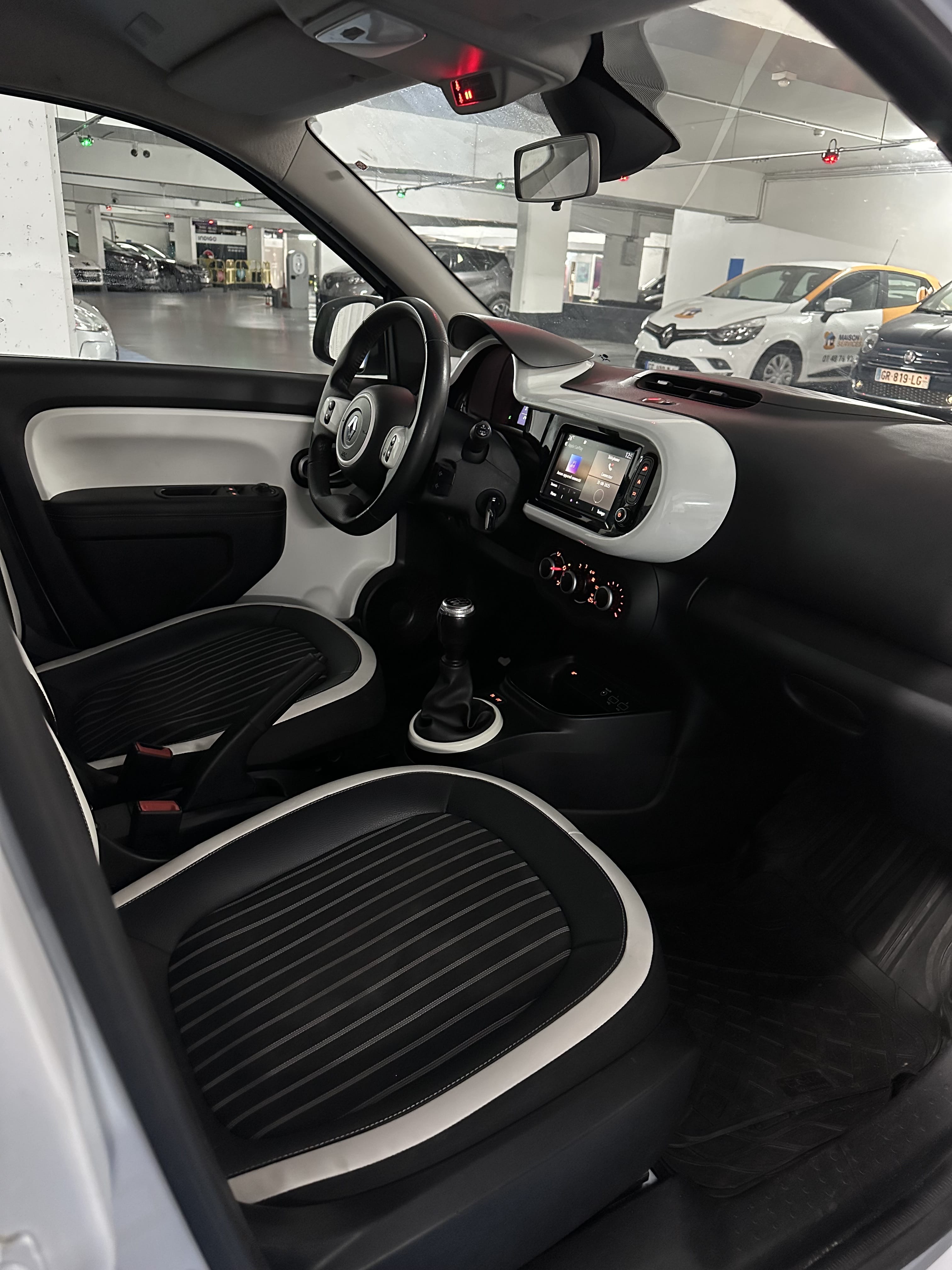 Renault Twingo avec Apple CarPlay