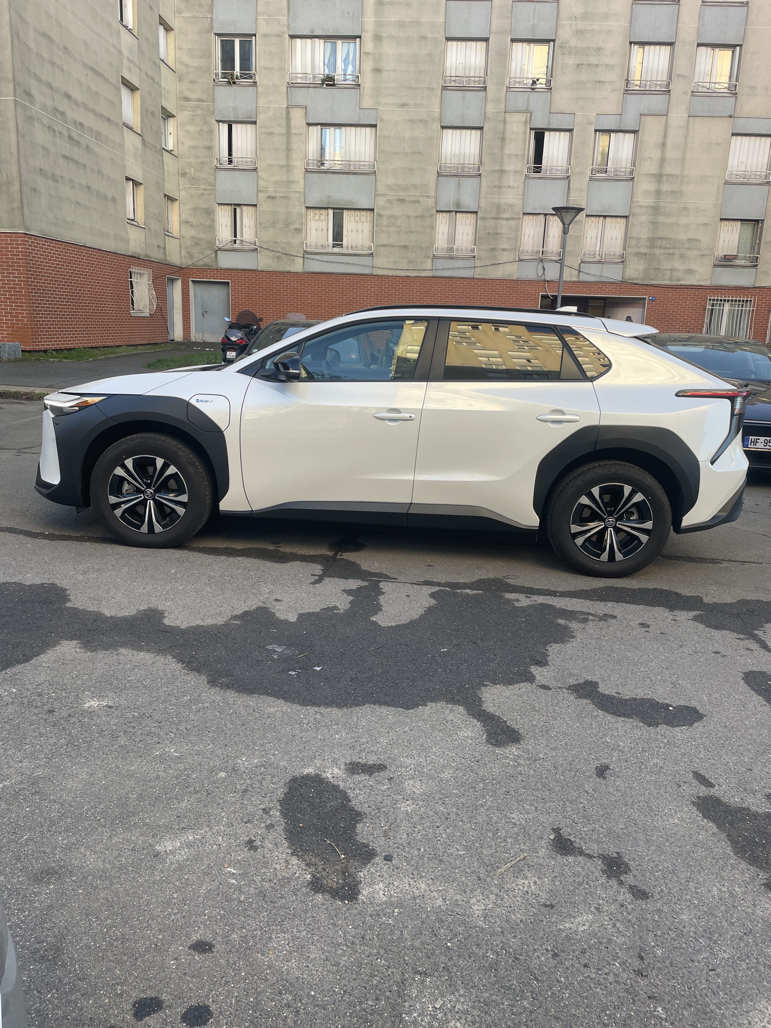 Toyota bZ4X avec Climatisation