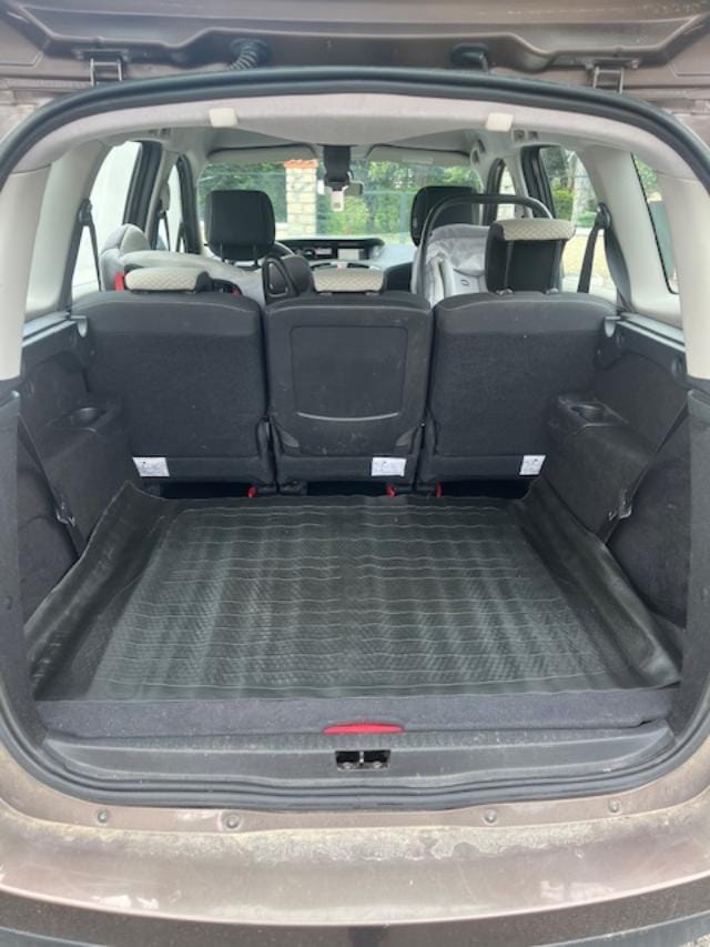 Renault Scenic 1.9 dCi avec Attelage