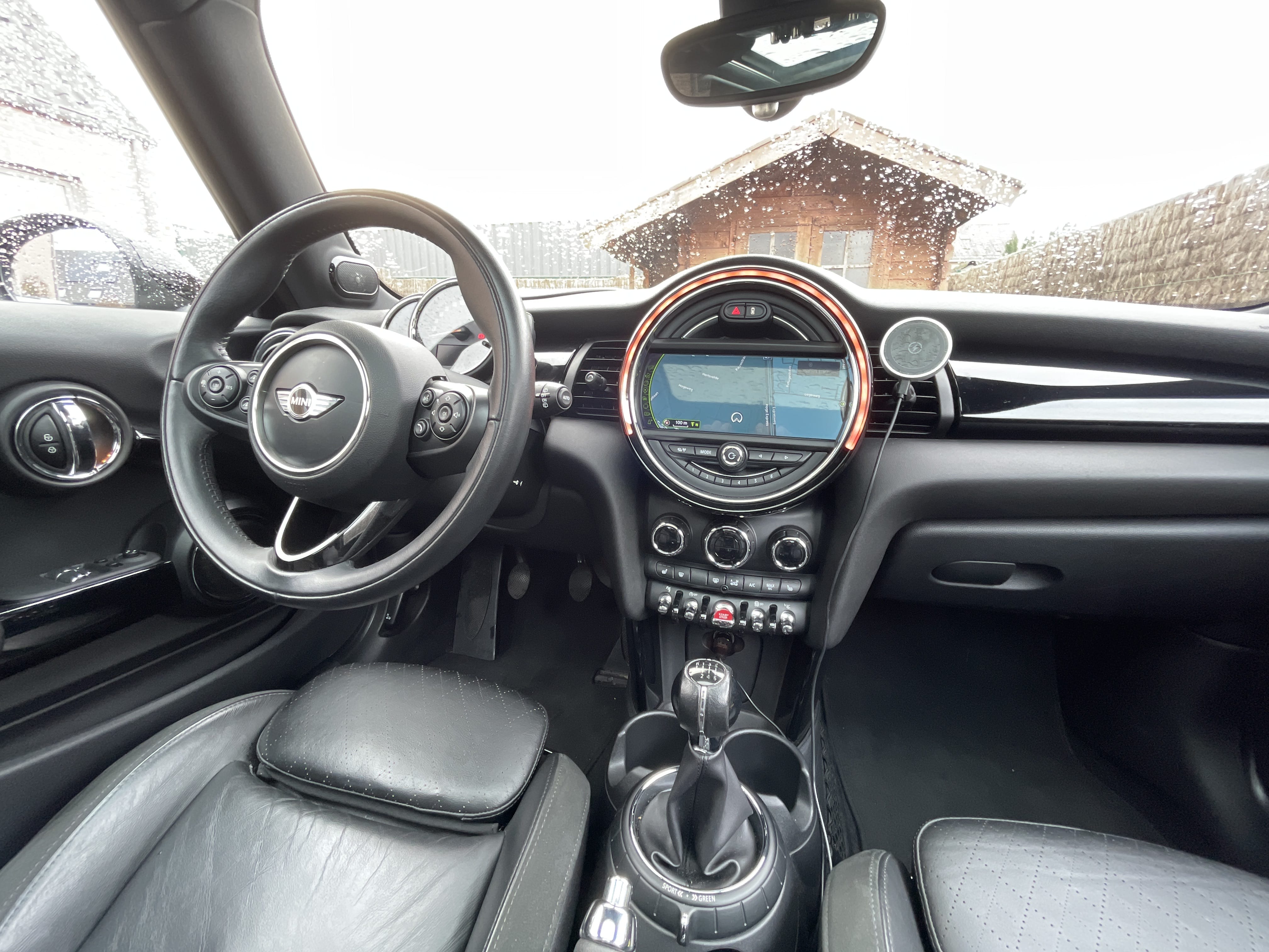 Mini Cooper S 3-Deur 275 pK met Cruise control