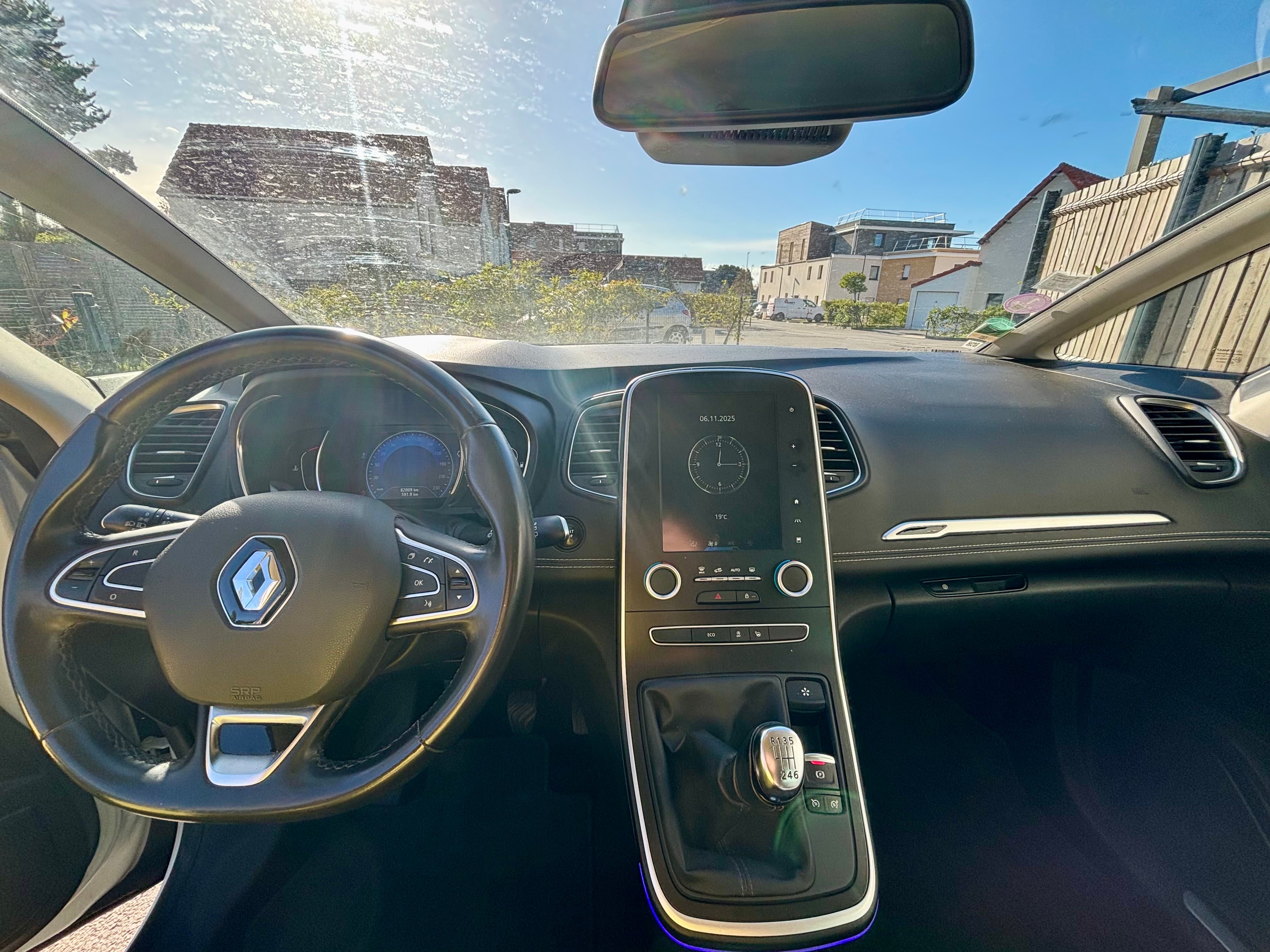 Renault Scenic avec GPS