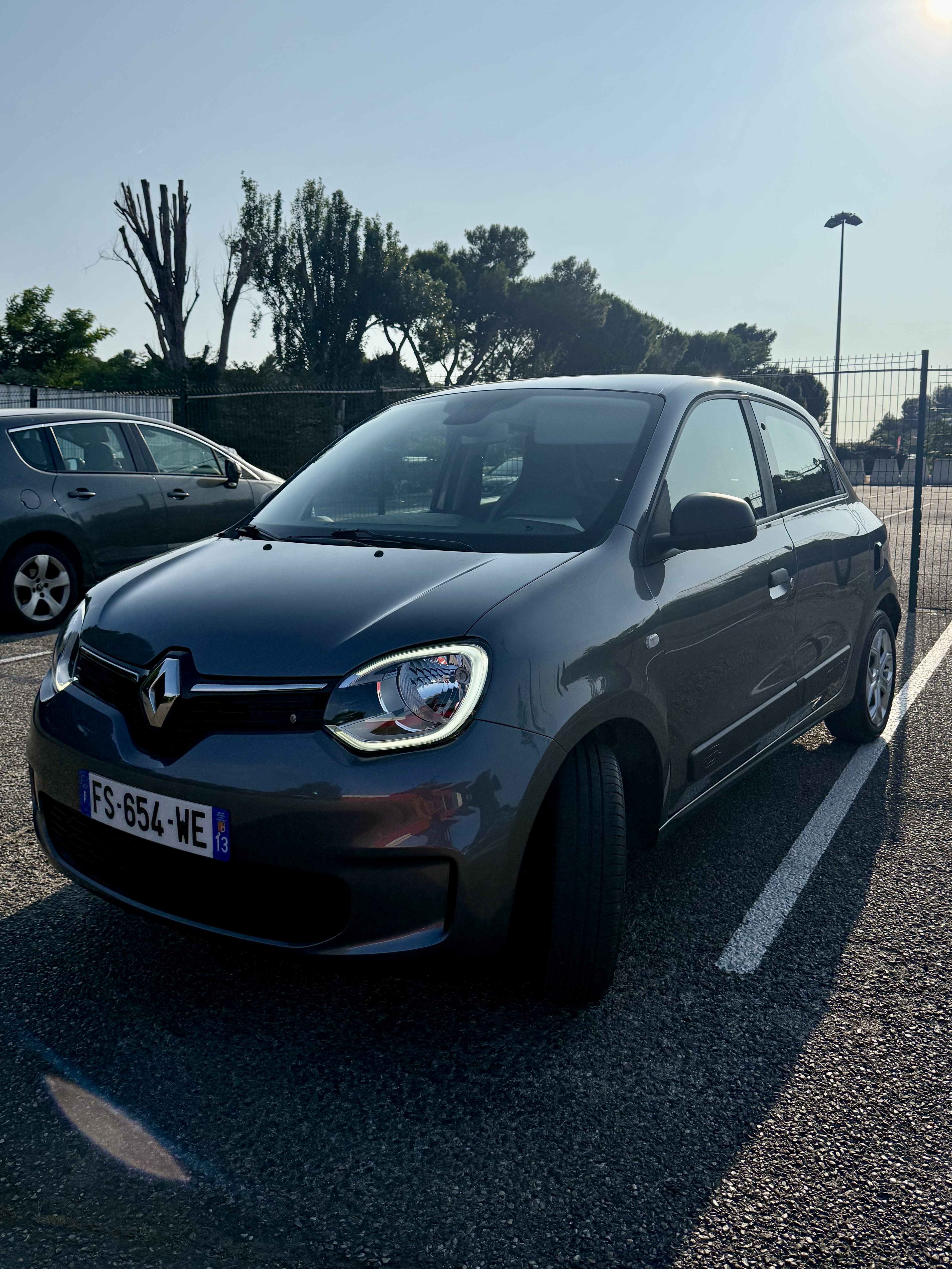Renault Twingo III, 2020, Essence 98