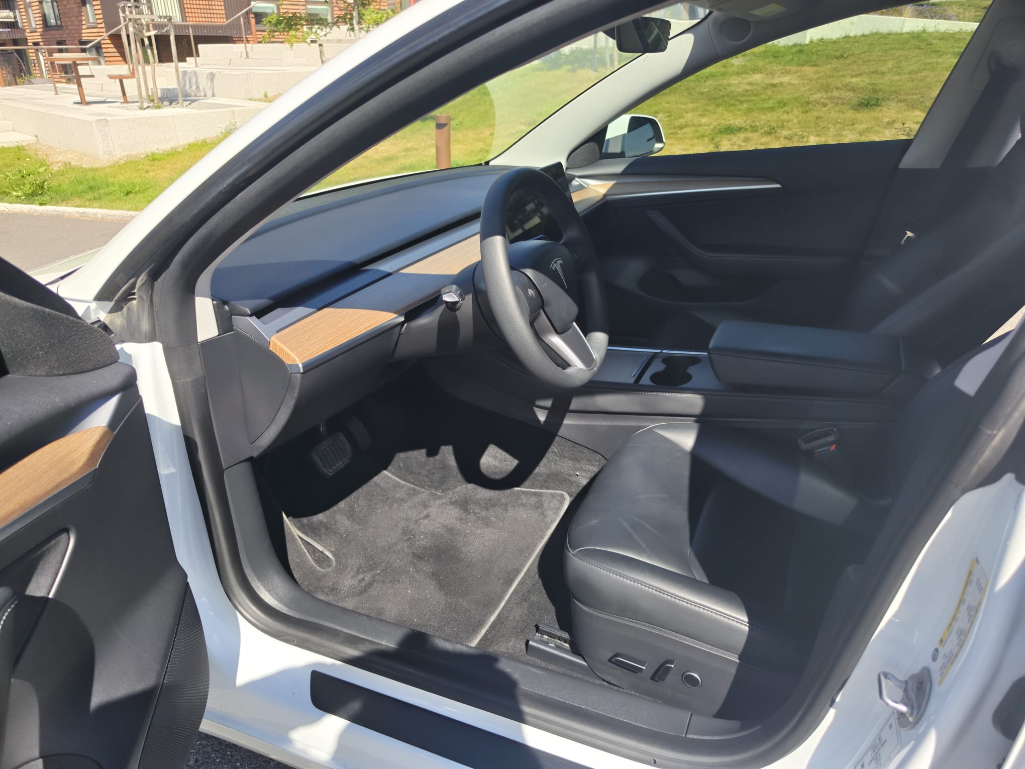 Tesla Model 3 Long Range Dual-Motor 75.000km med Firehjulstrekk