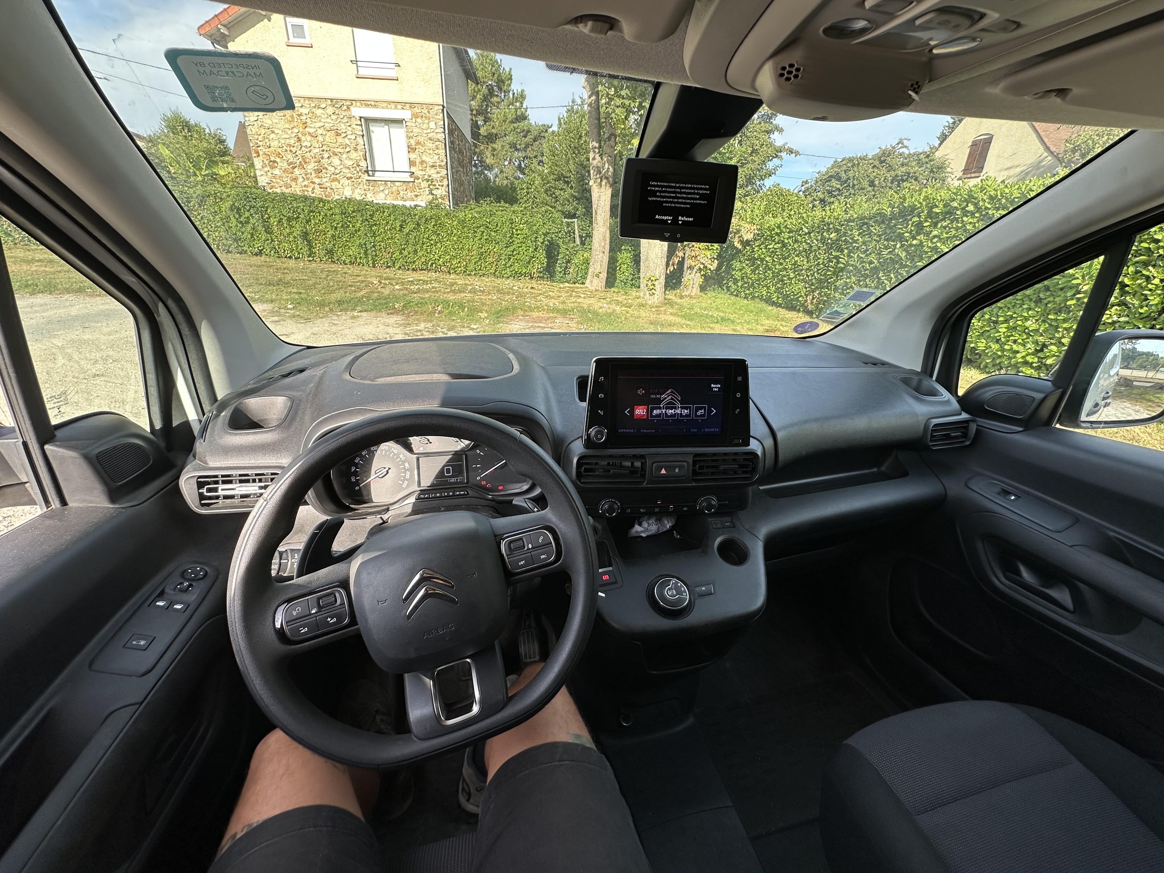 Citroen Berlingo GD608 avec Apple CarPlay