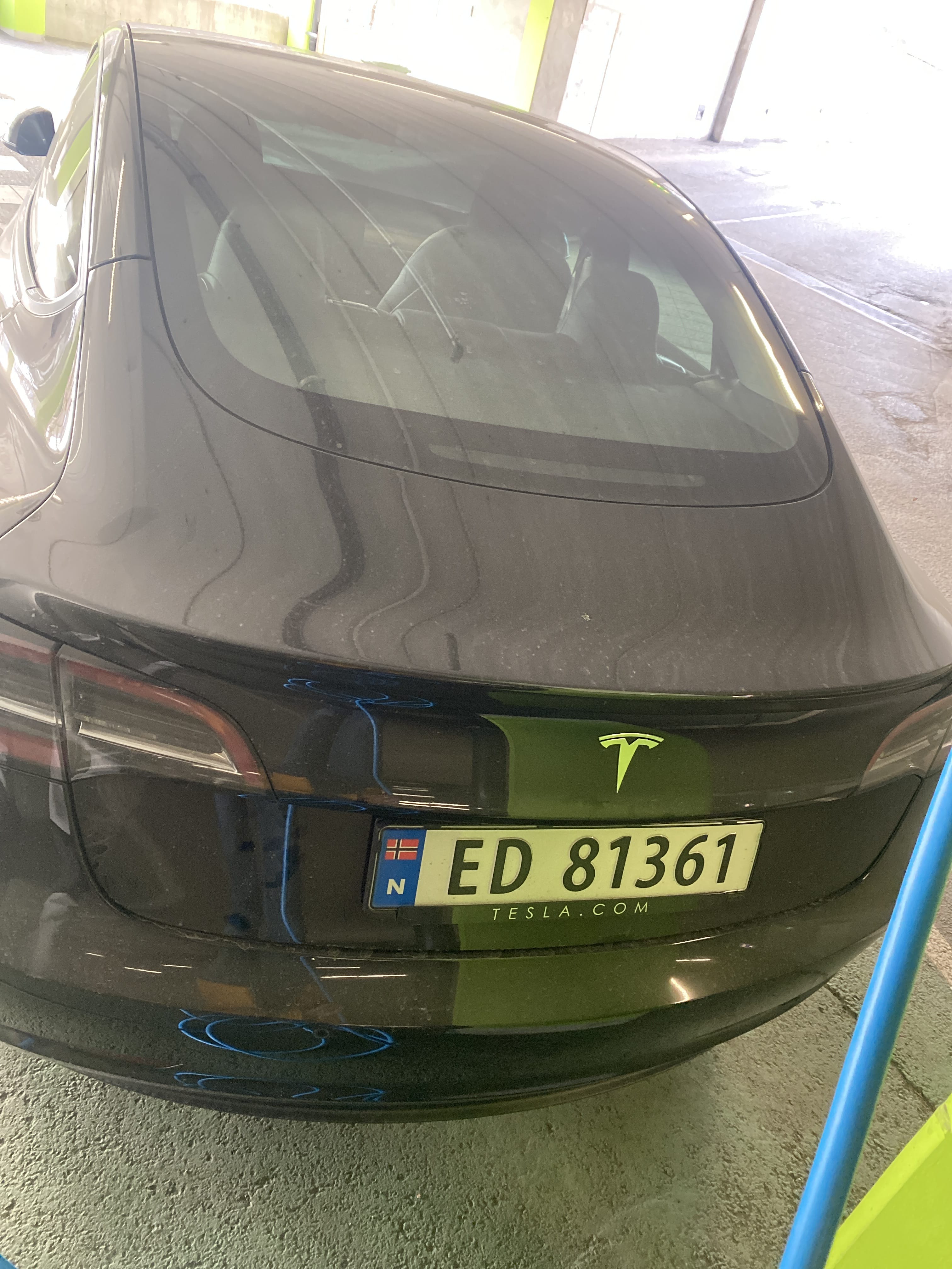Tesla Model 3 med Aircondition