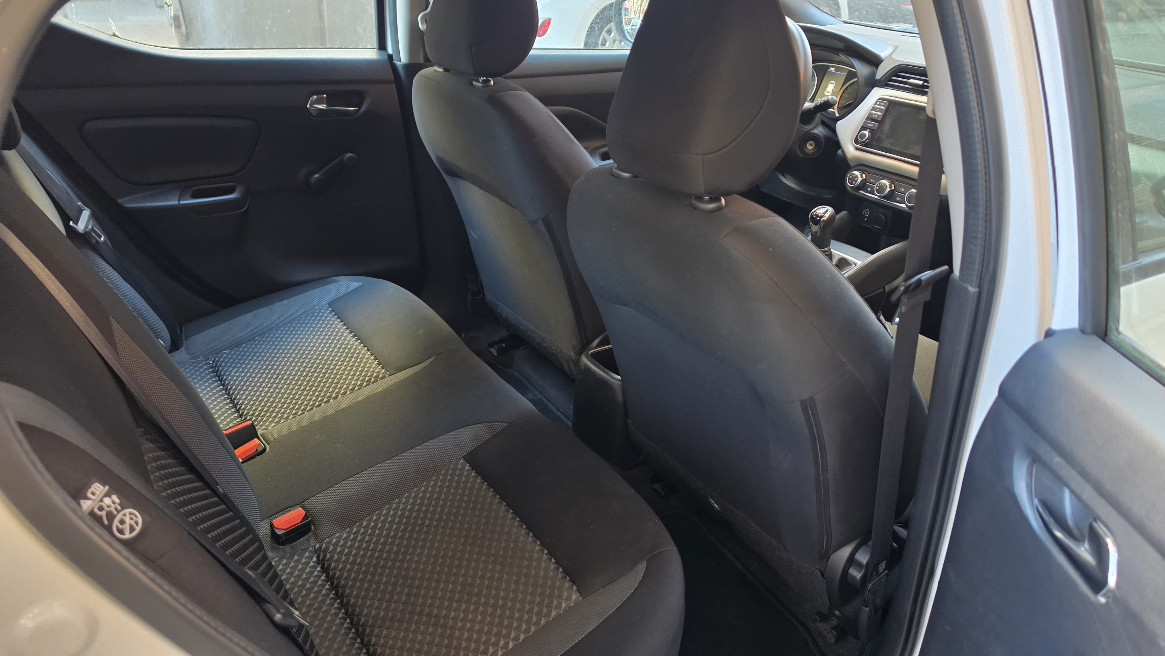 Nissan Micra con Control de velocidad