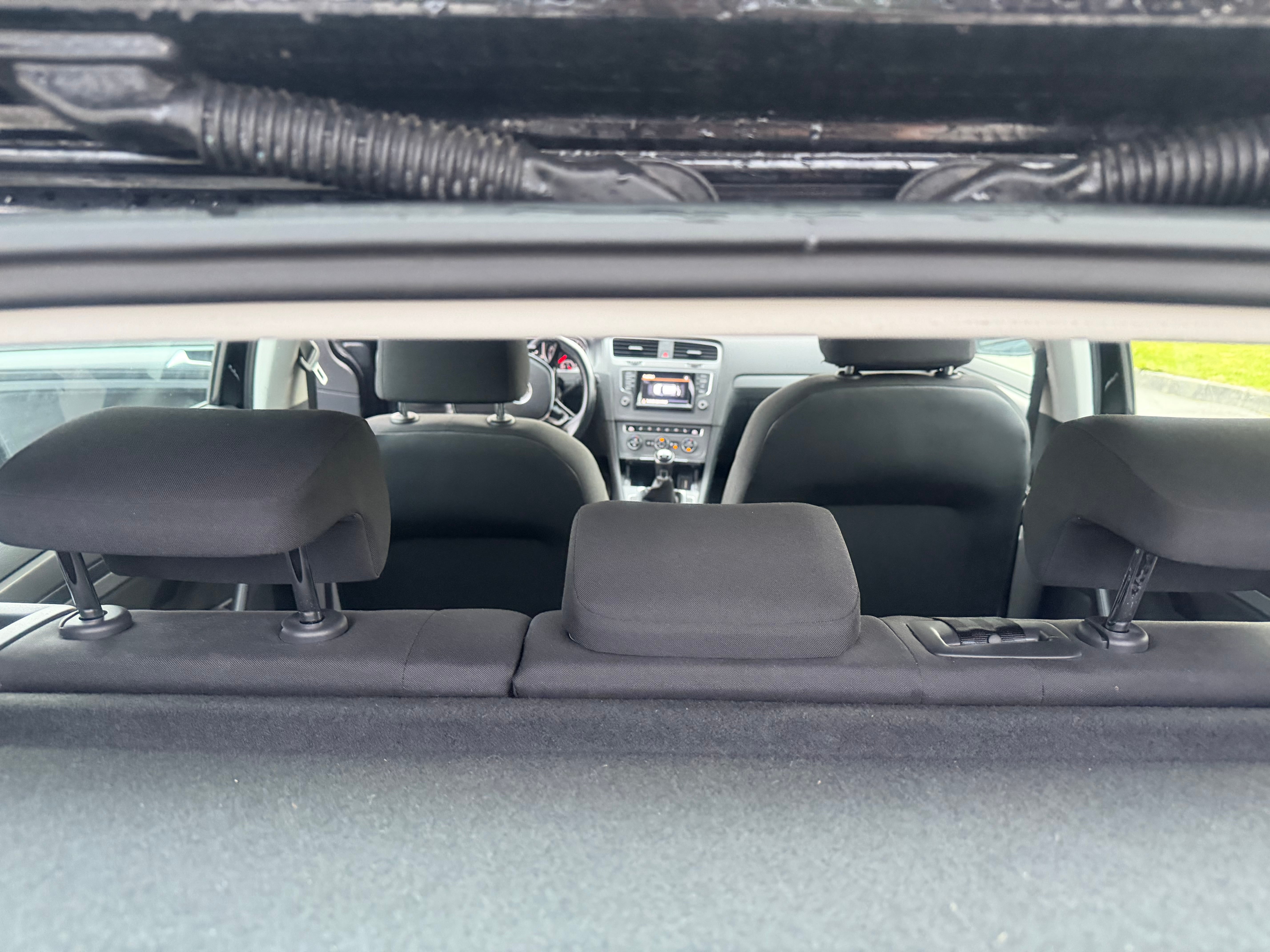 Volkswagen Golf with Car radio