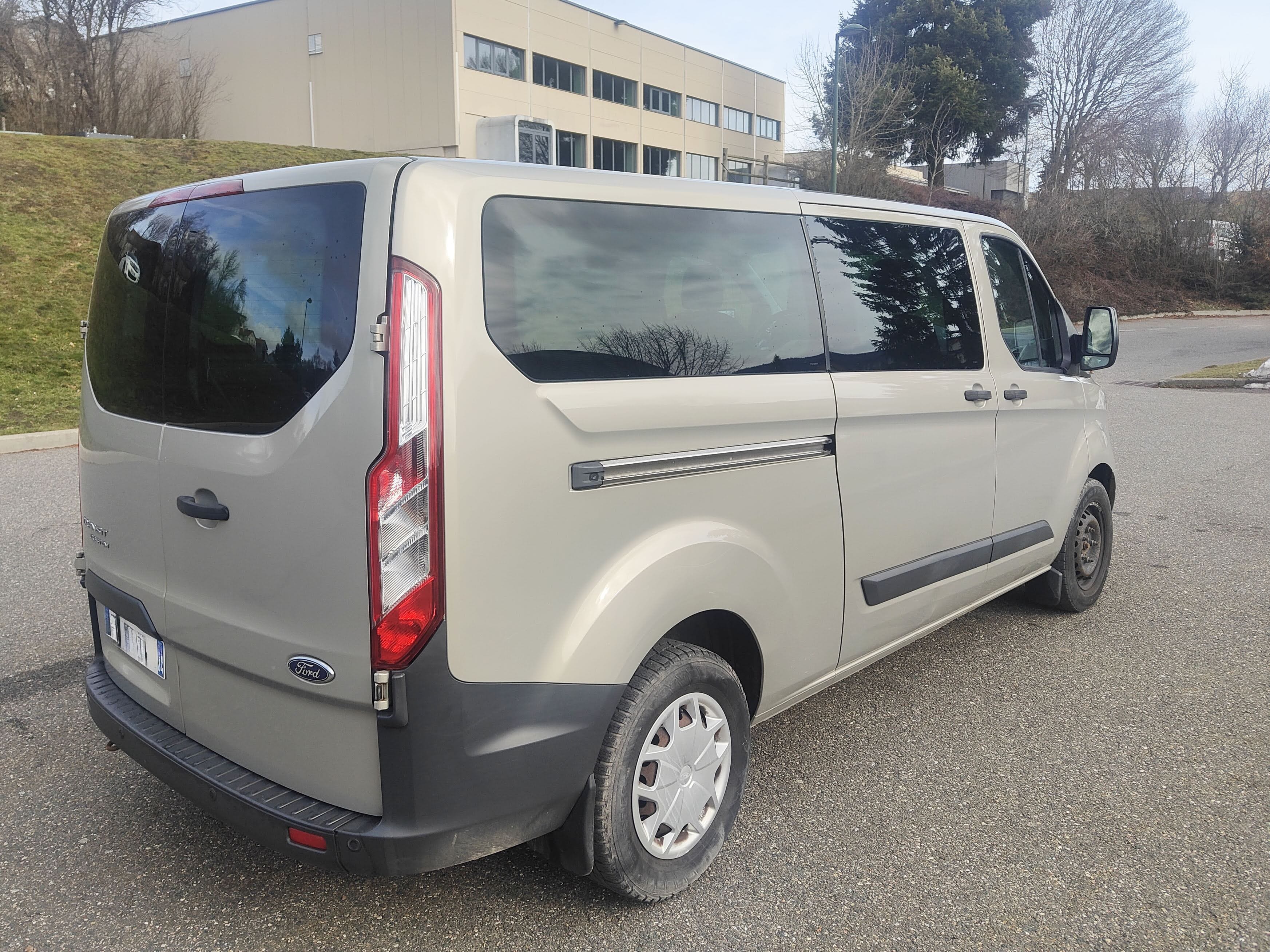 Ford Tourneo Custom avec Régulateur de vitesse