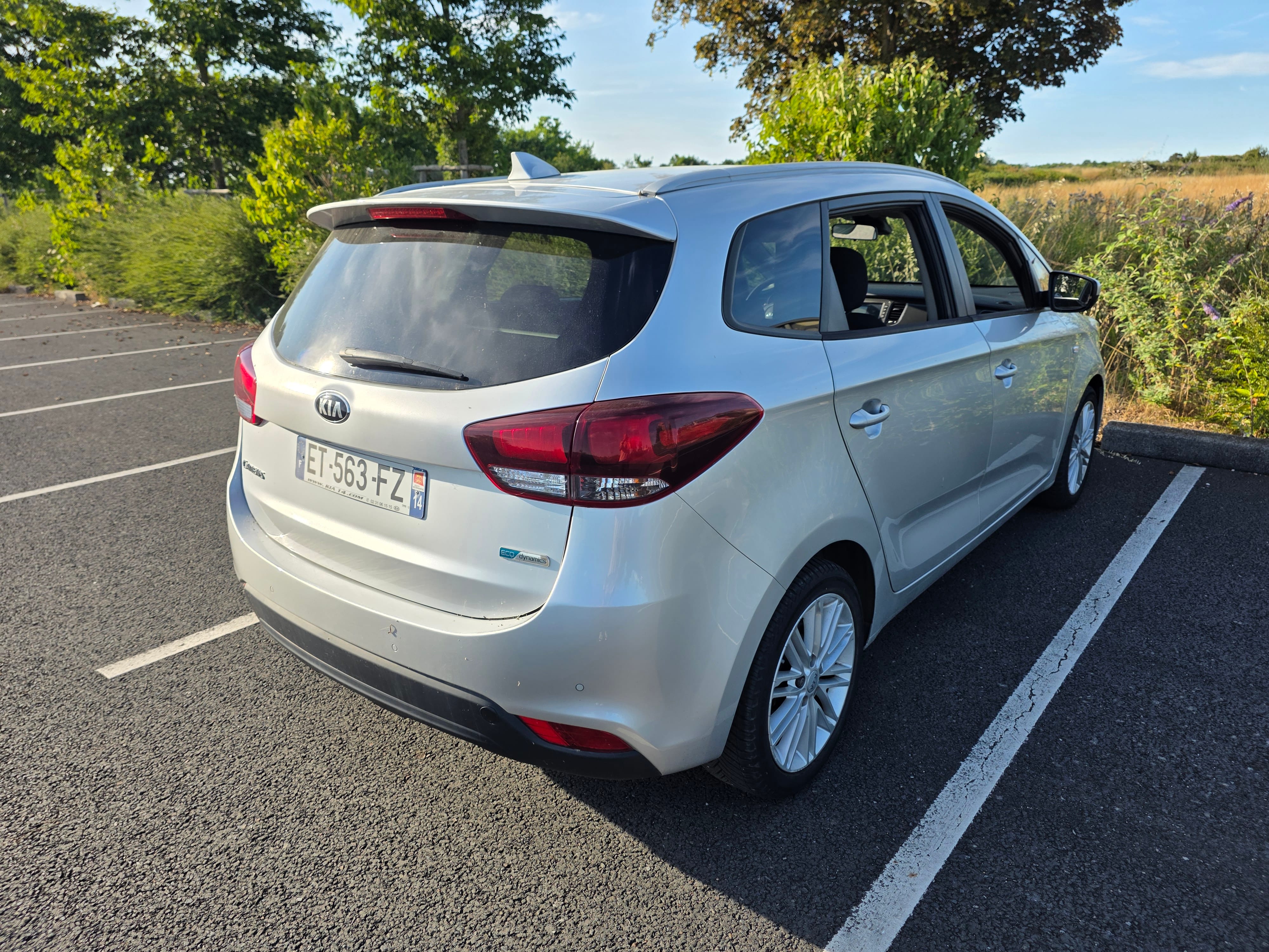 Kia Carens avec Climatisation