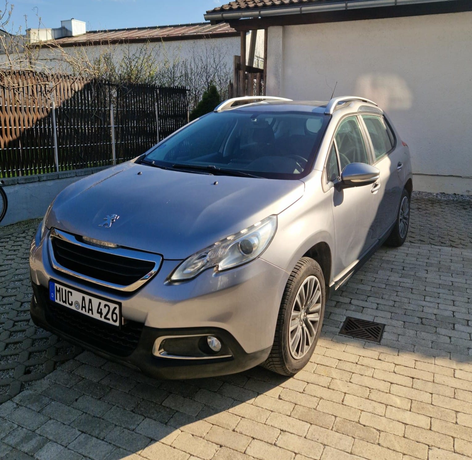 Peugeot 2008, 2015, Super 95
