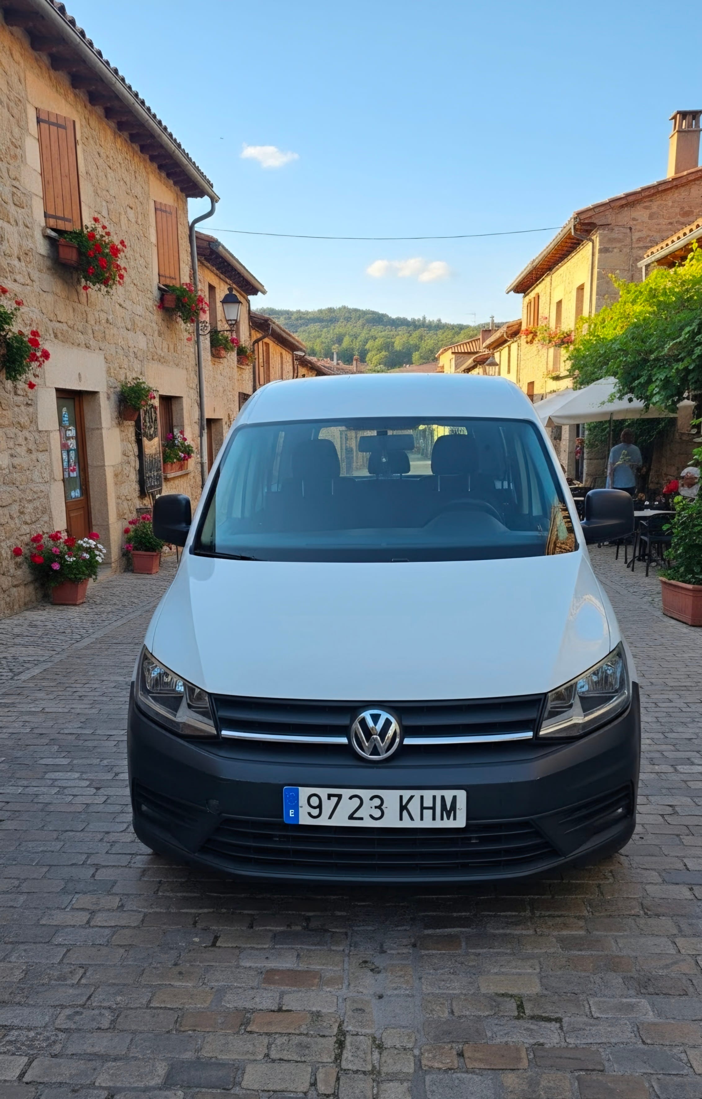 Volkswagen Caddy Combi 5 plazas mit Winterreifen