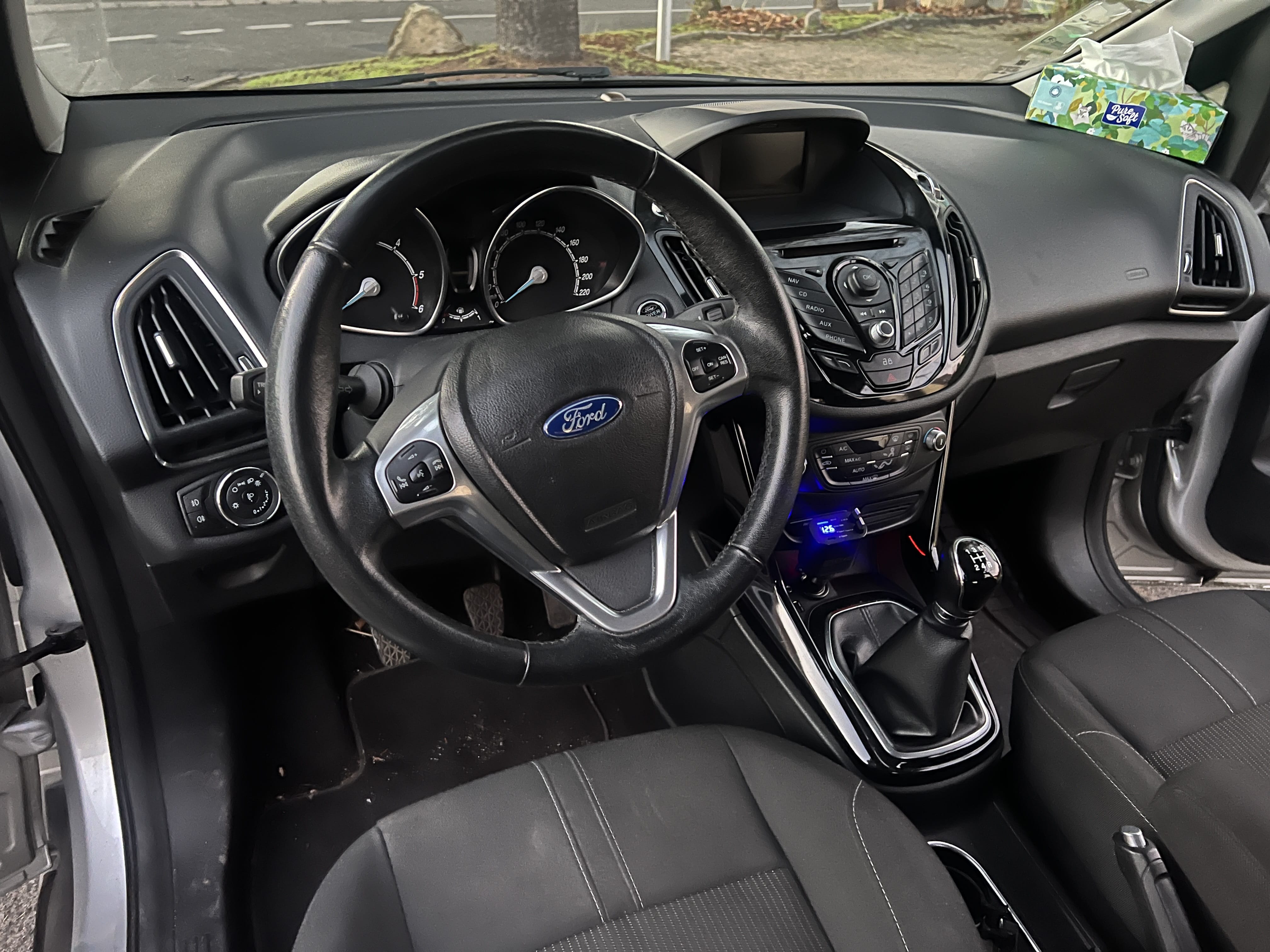 Ford B-Max avec Régulateur de vitesse