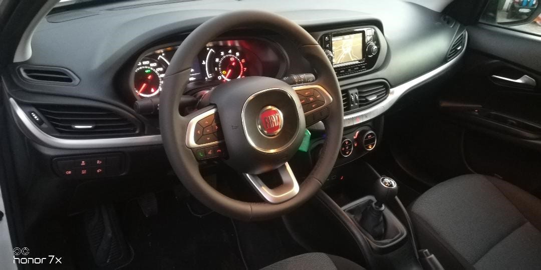 Fiat Tipo met Autostoel baby
