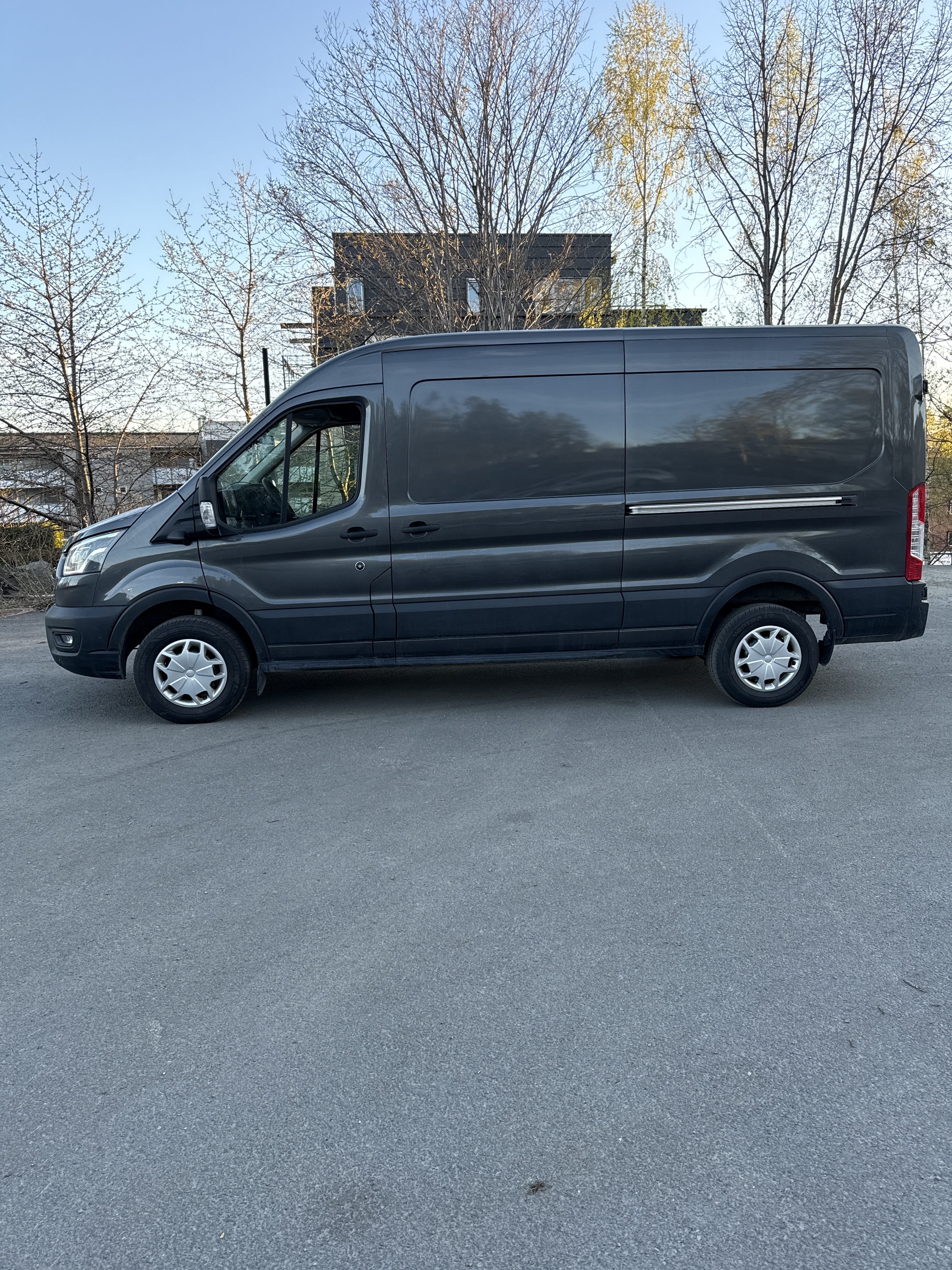 Ford E-Transit med Aircondition