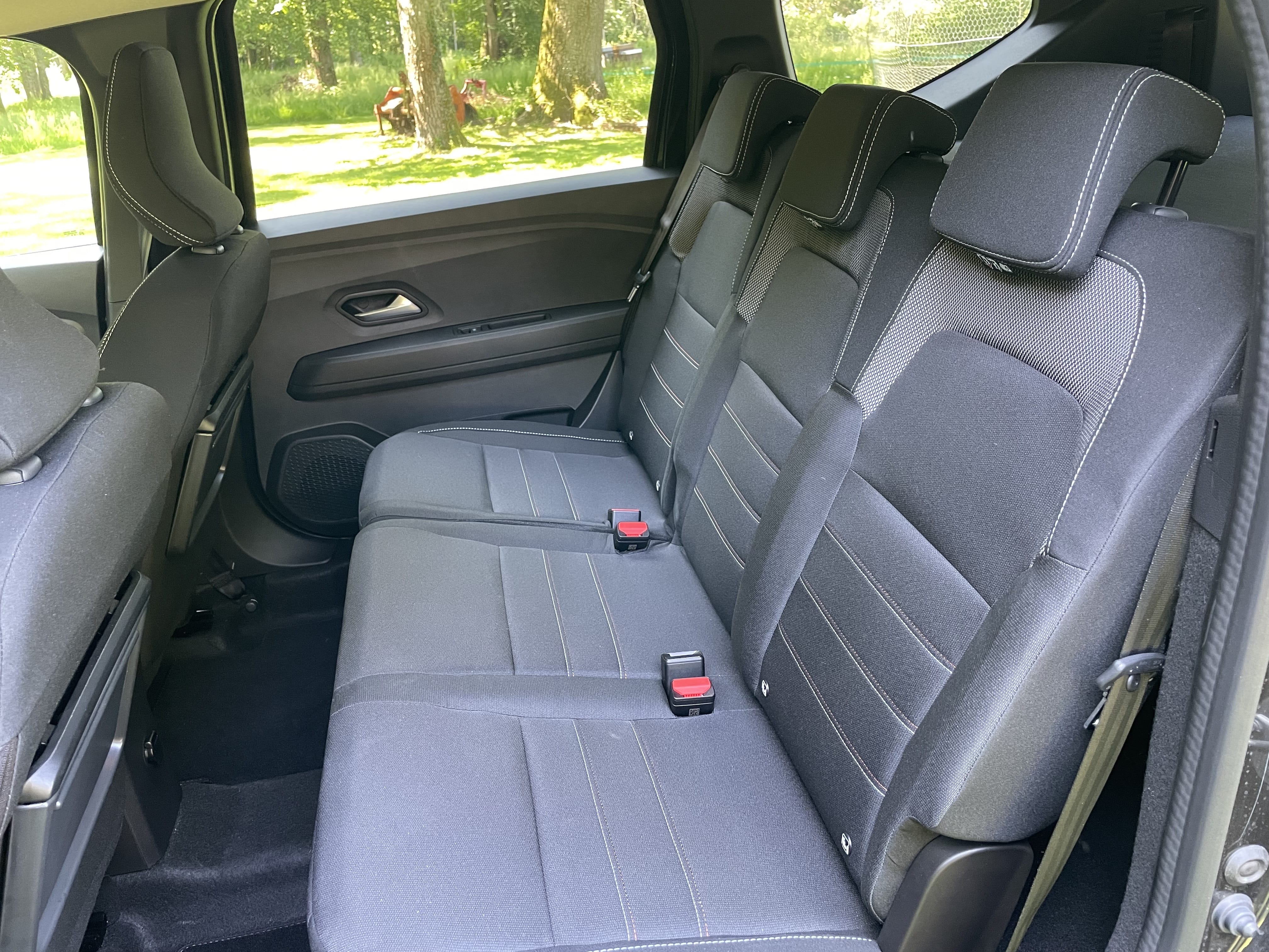 Dacia Jogger 7 places toute option avec Audio Bluetooth