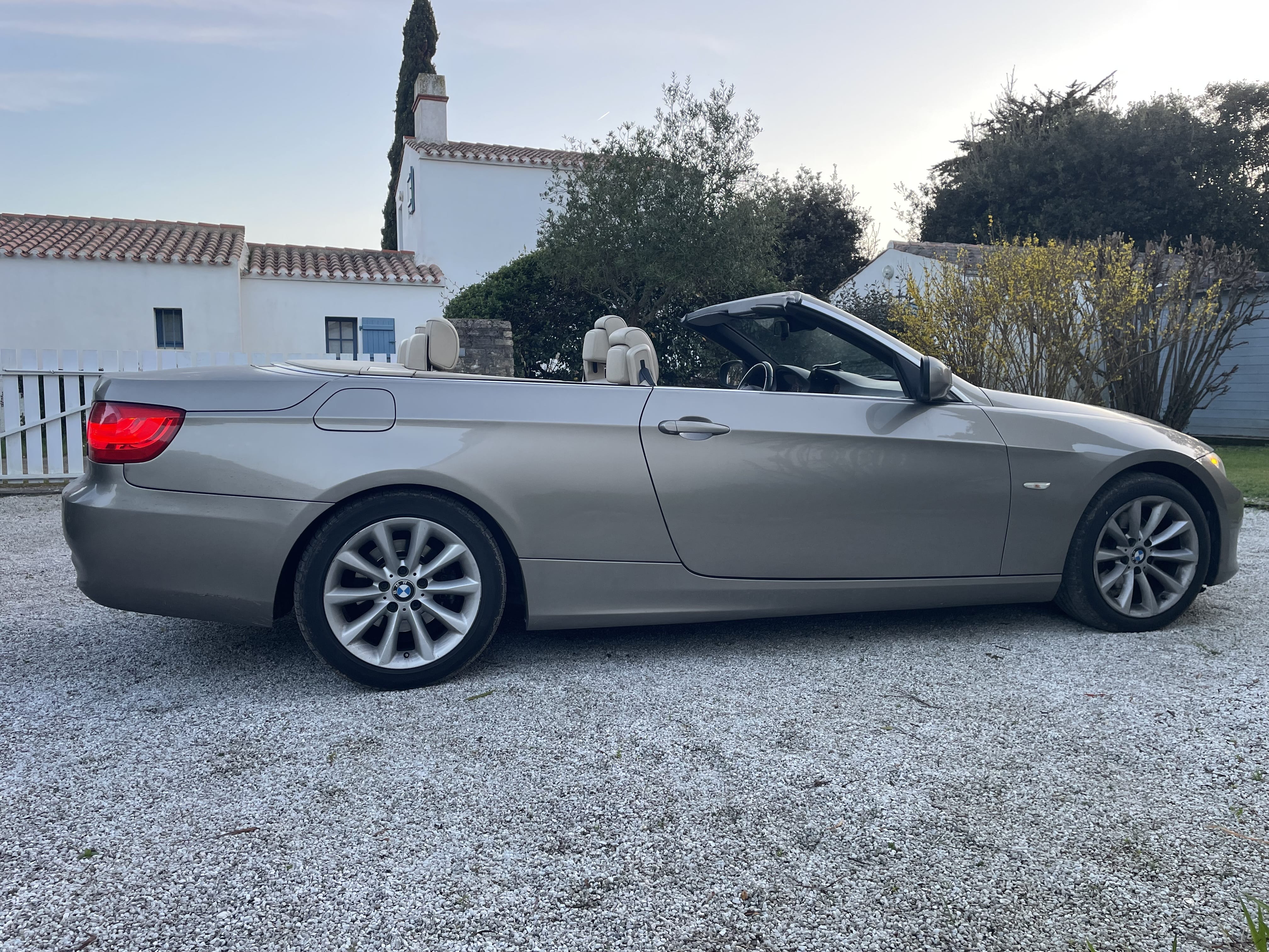 BMW Série 3 Cabriolet 4 places, 184ch version Luxe avec Climatisation